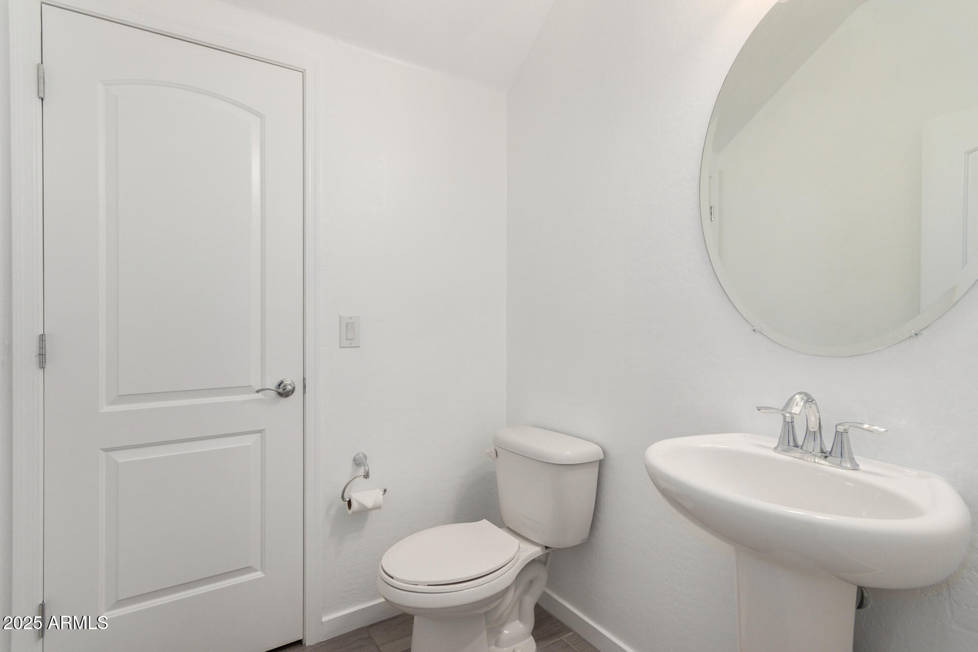 3900 E BASELINE Road 163