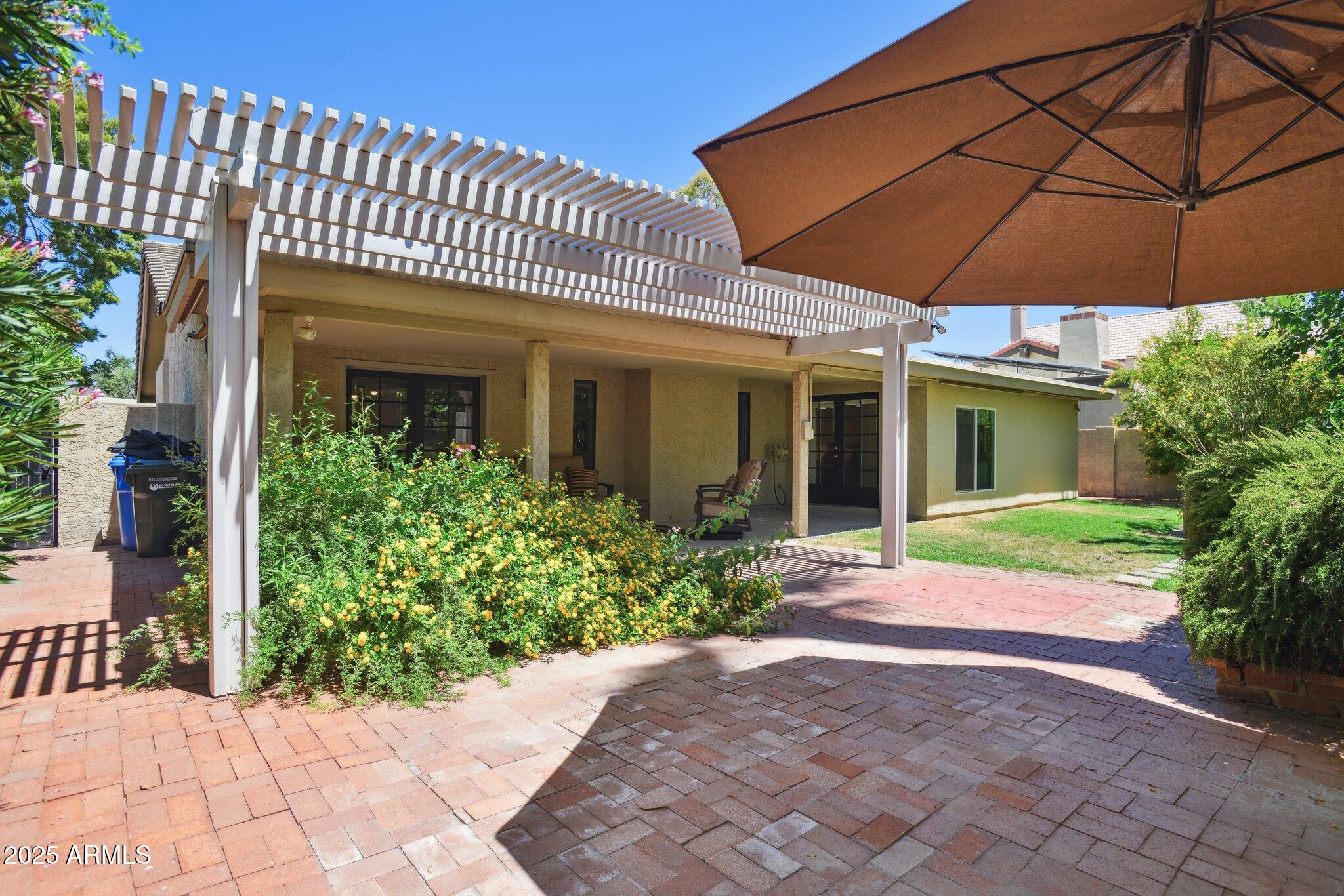 25 E BUTLER Drive