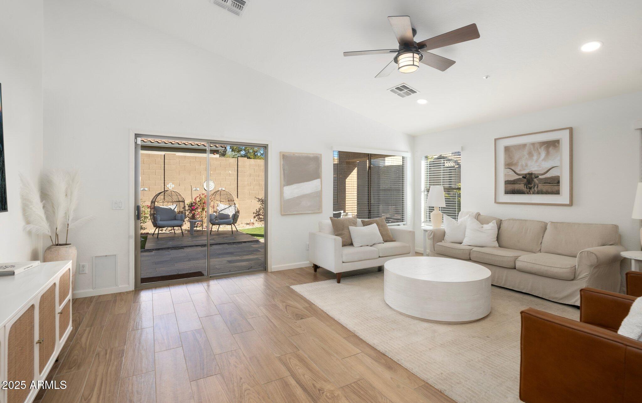 9970 E MONTE CRISTO Avenue