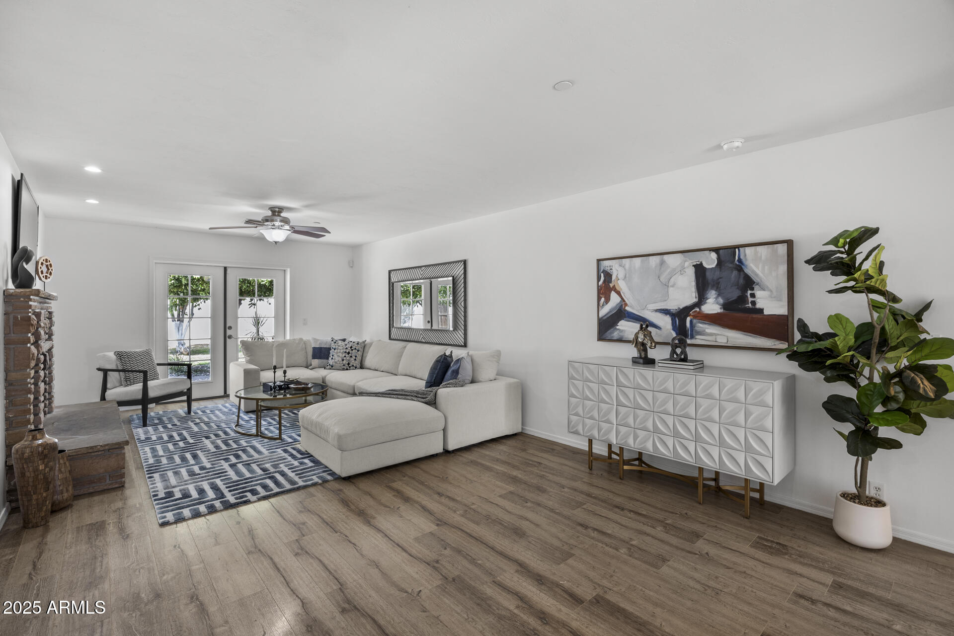 3420 N KACHINA Lane