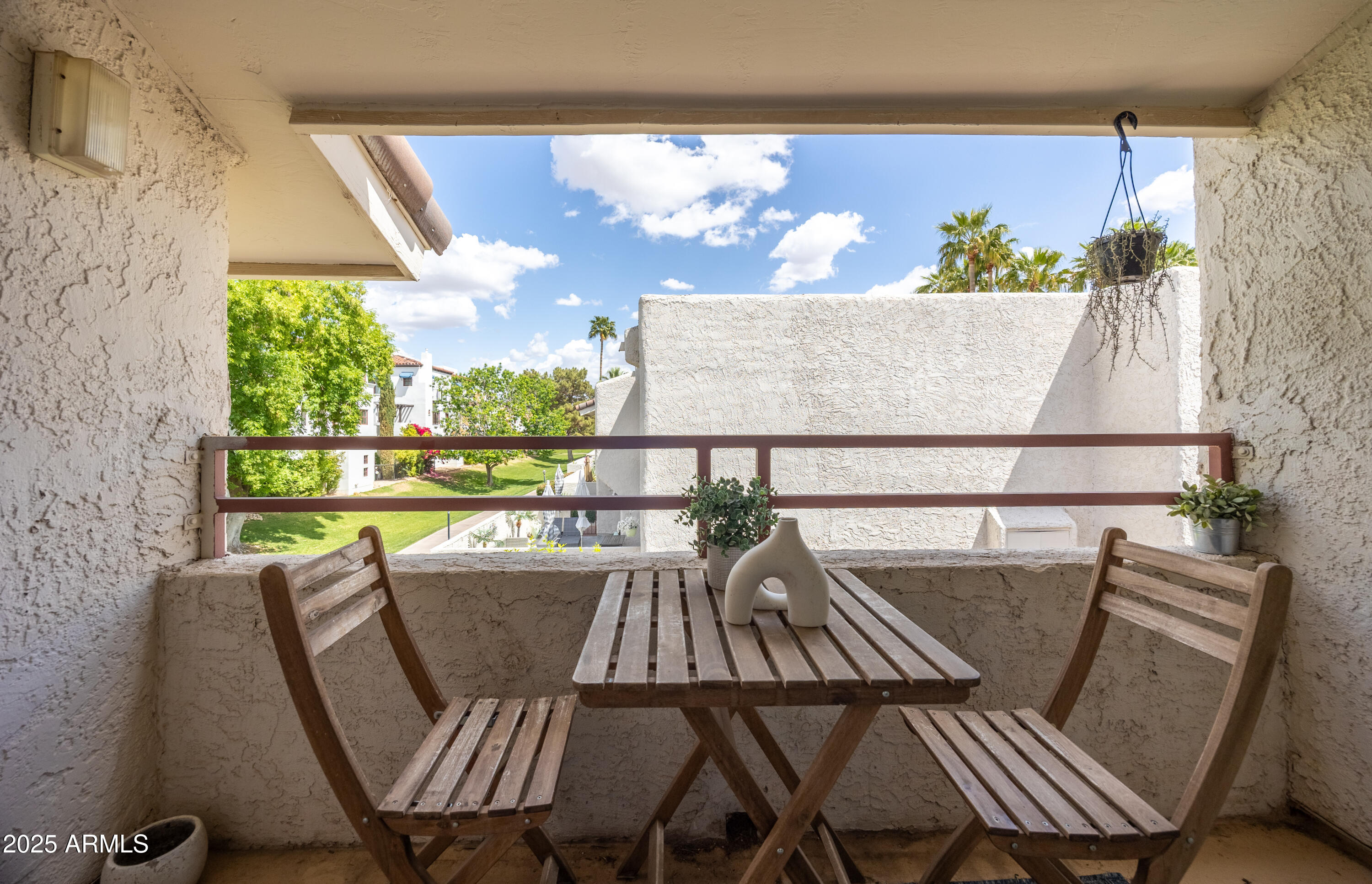 7350 N VIA PASEO DEL SUR O202