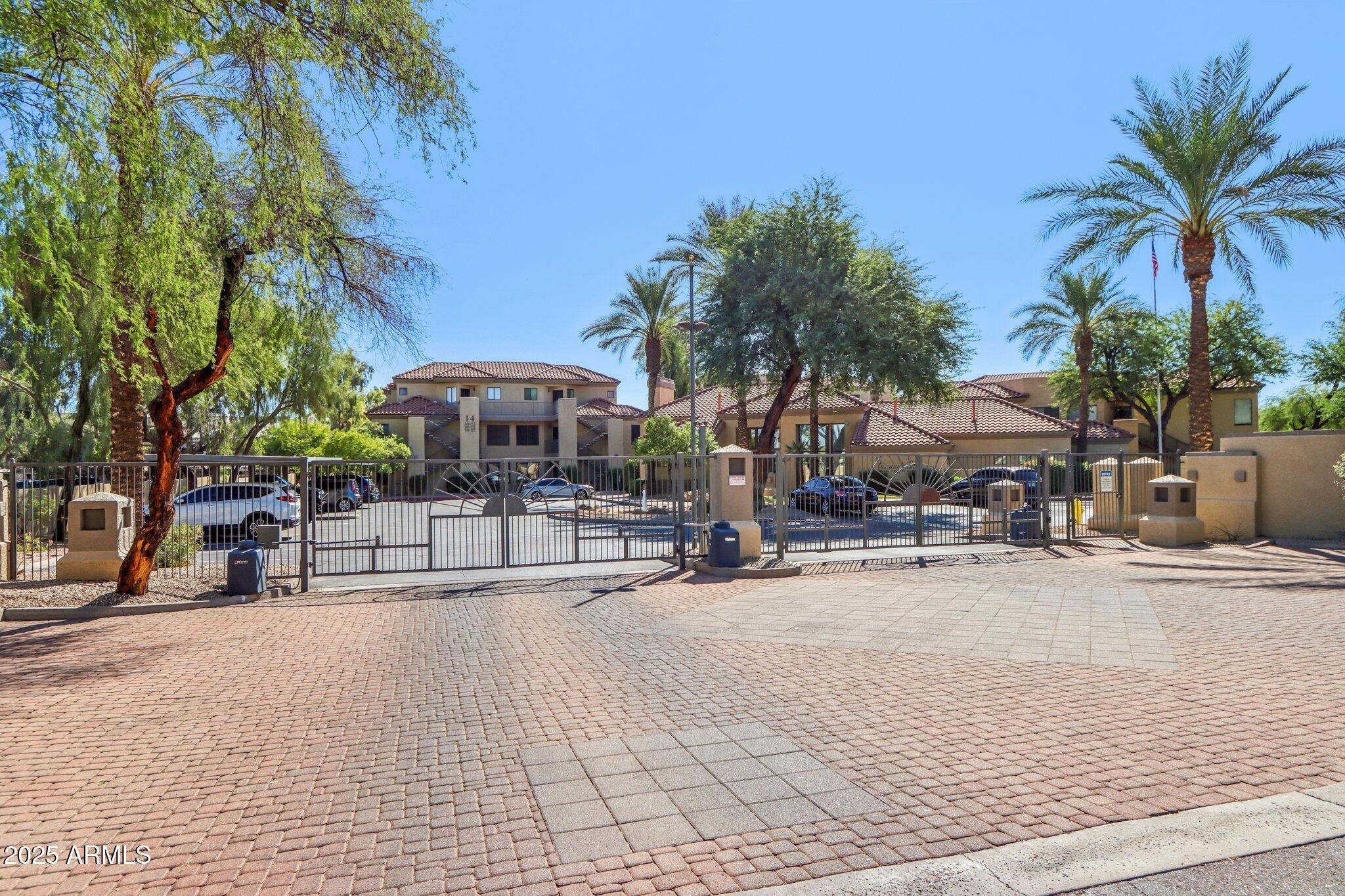 4925 E Desert Cove Avenue Unit 240