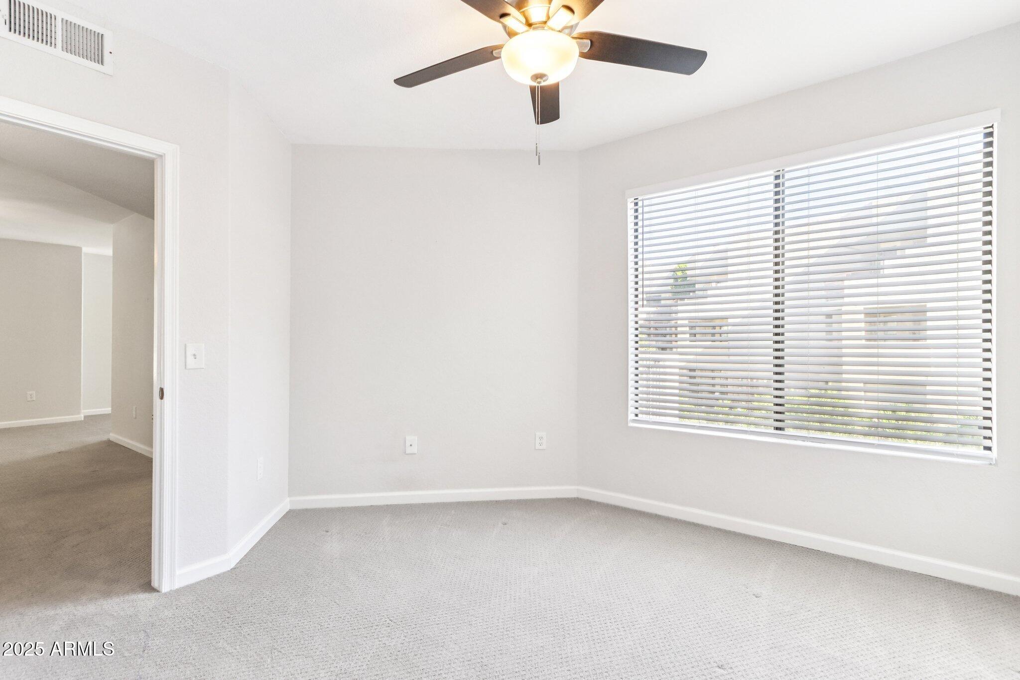 4925 E Desert Cove Avenue Unit 240