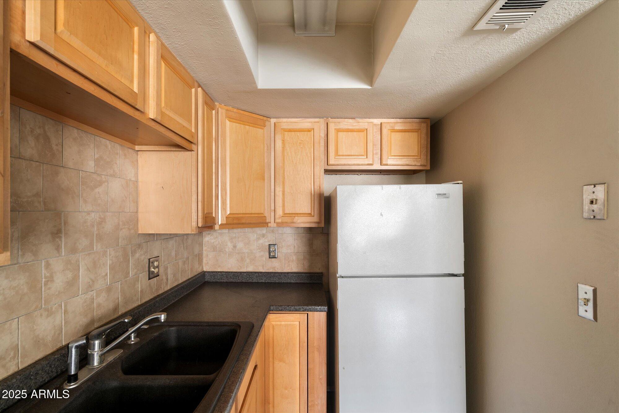 700 W UNIVERSITY Drive 253