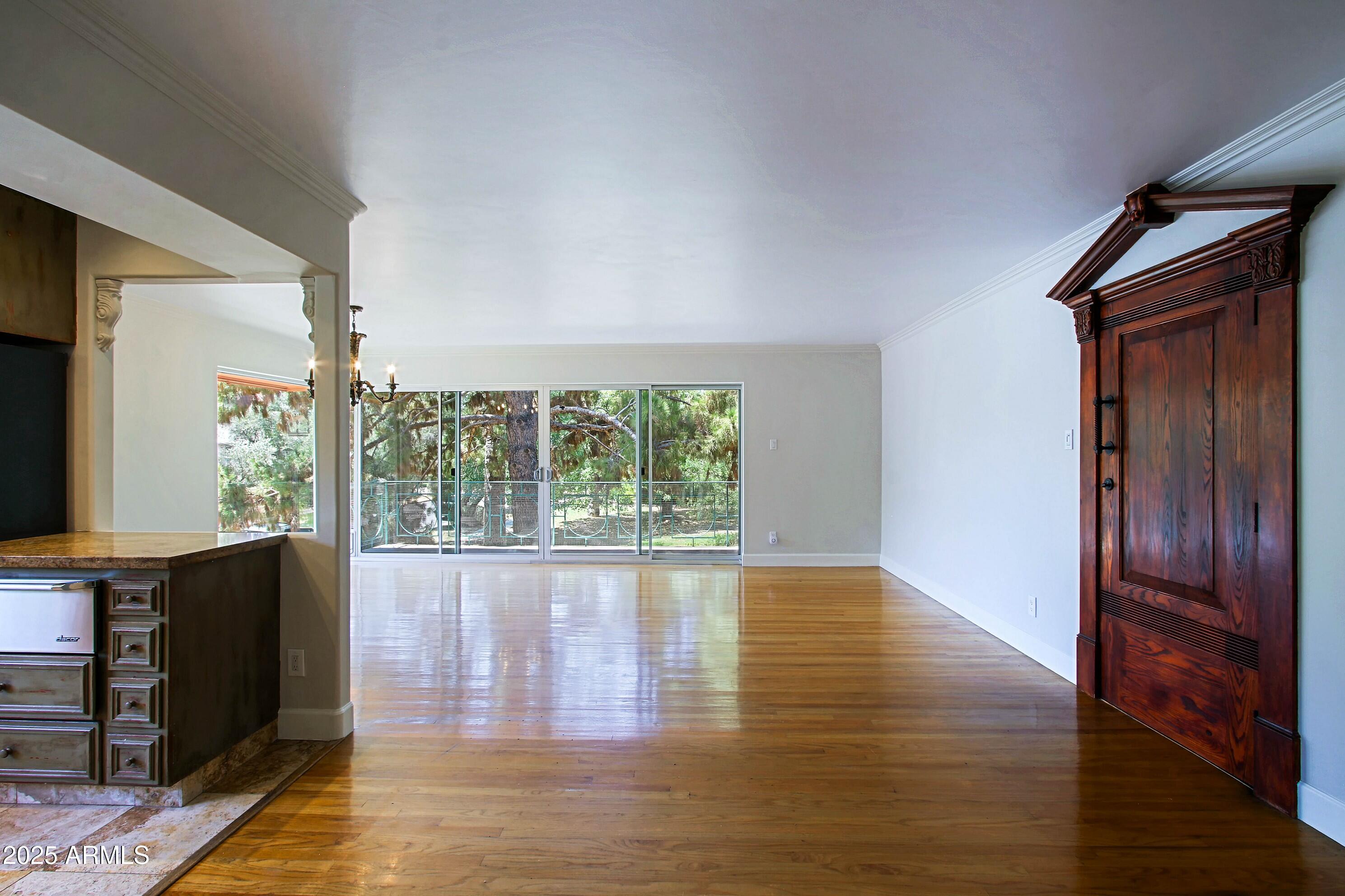190 E CORONADO Road 73