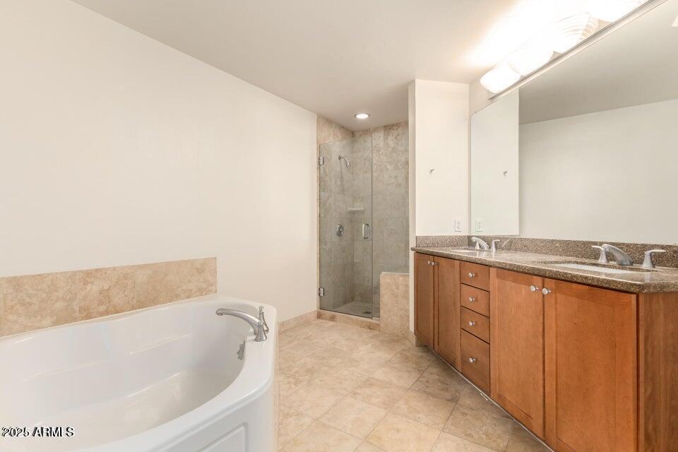 310 S 4th Street Unit 701