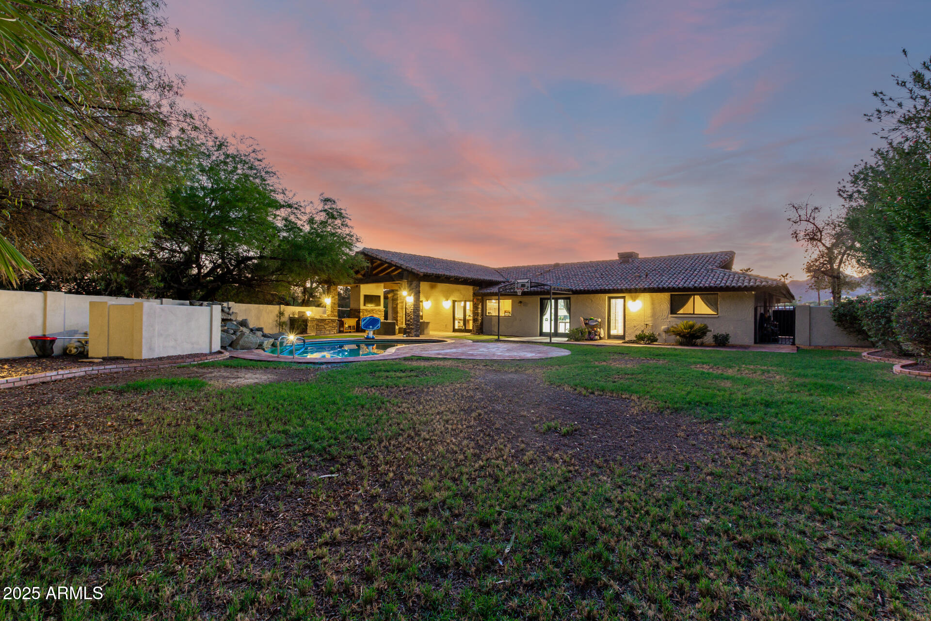 5803 N 45TH Street
