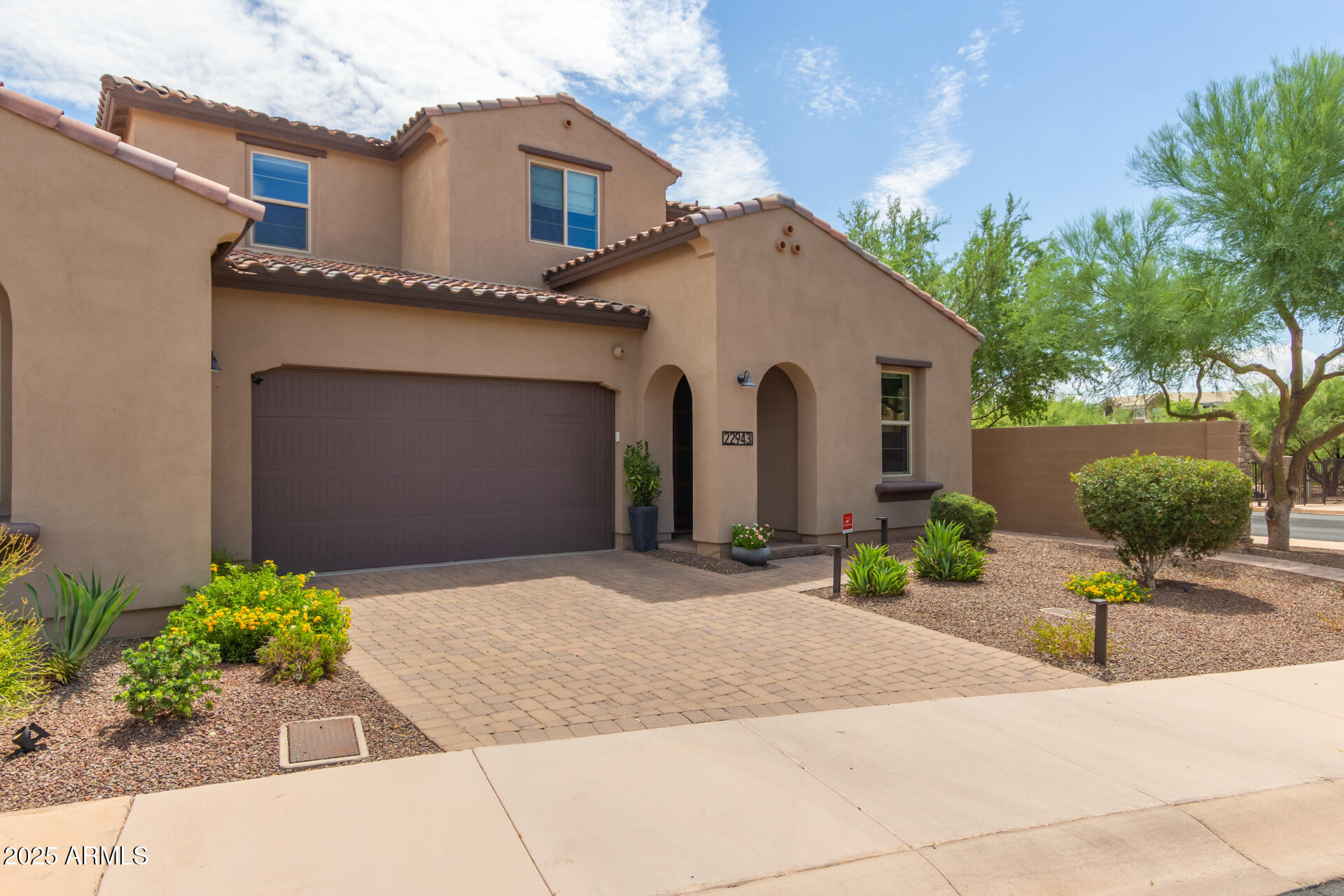 22943 N 73RD Way