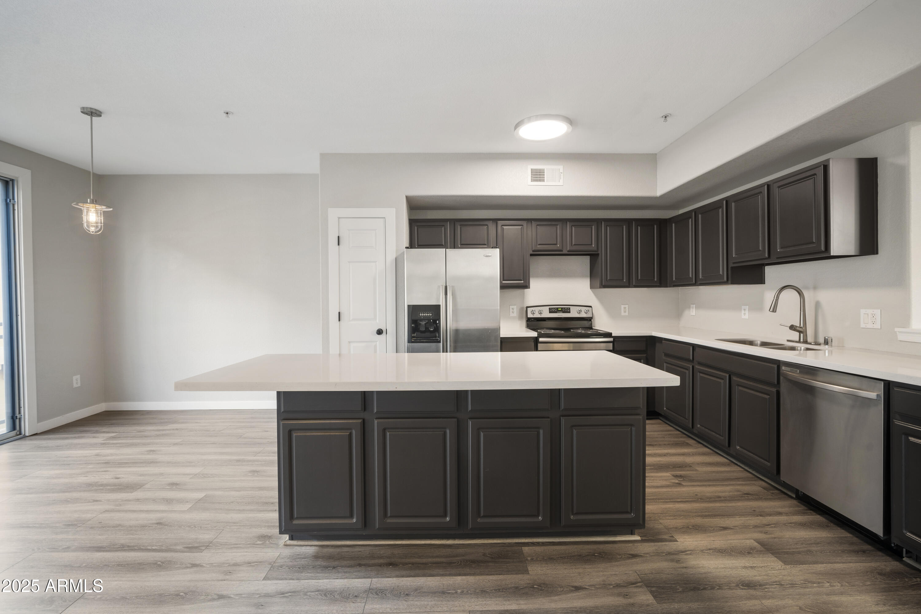 18250 N CAVE CREEK Road 180