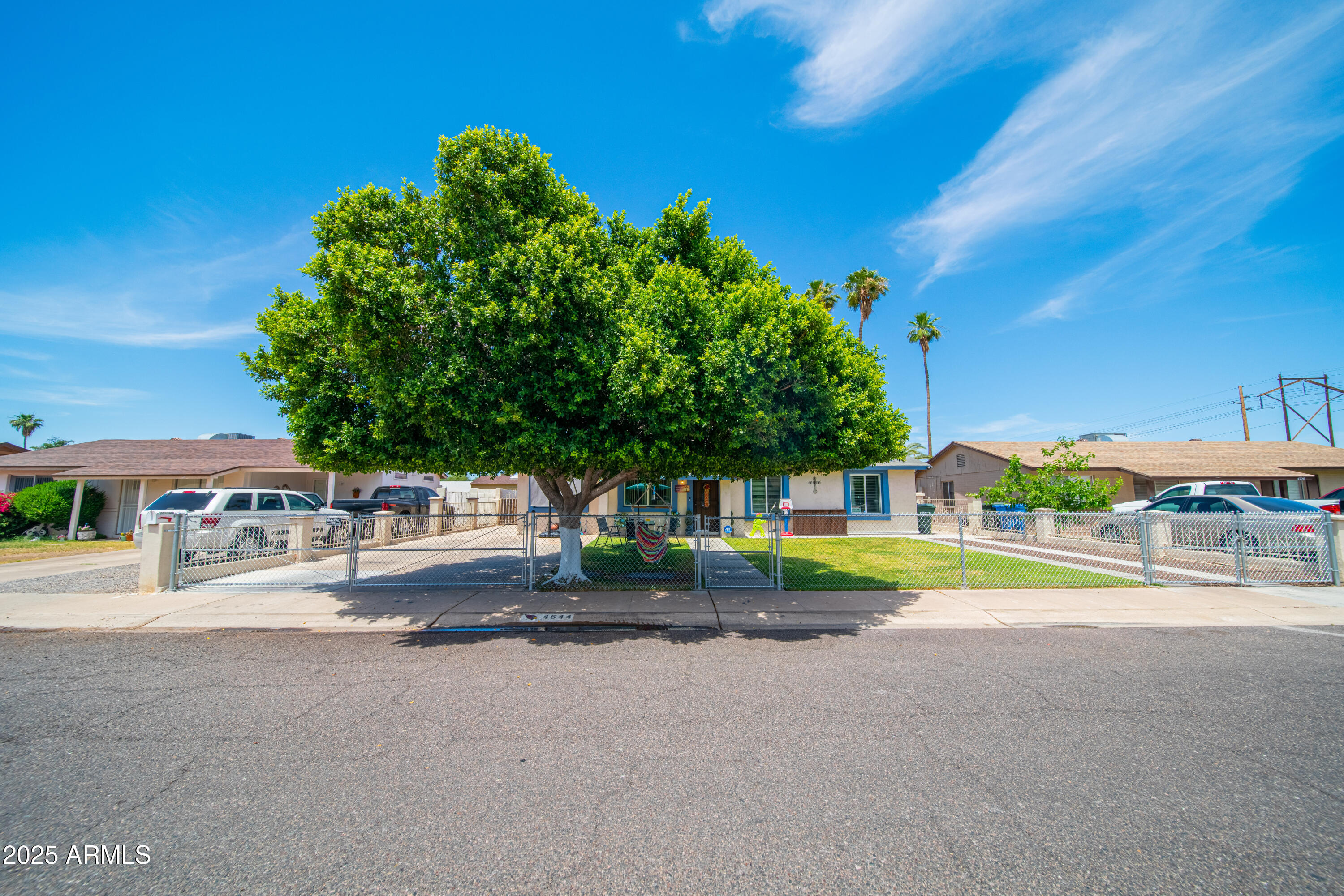 4544 E NANCY Lane