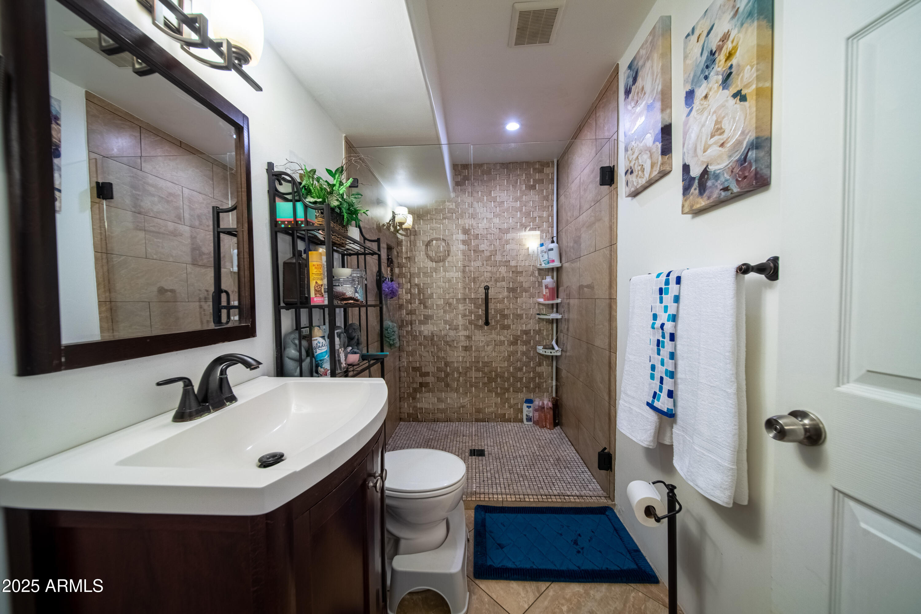 4544 E NANCY Lane