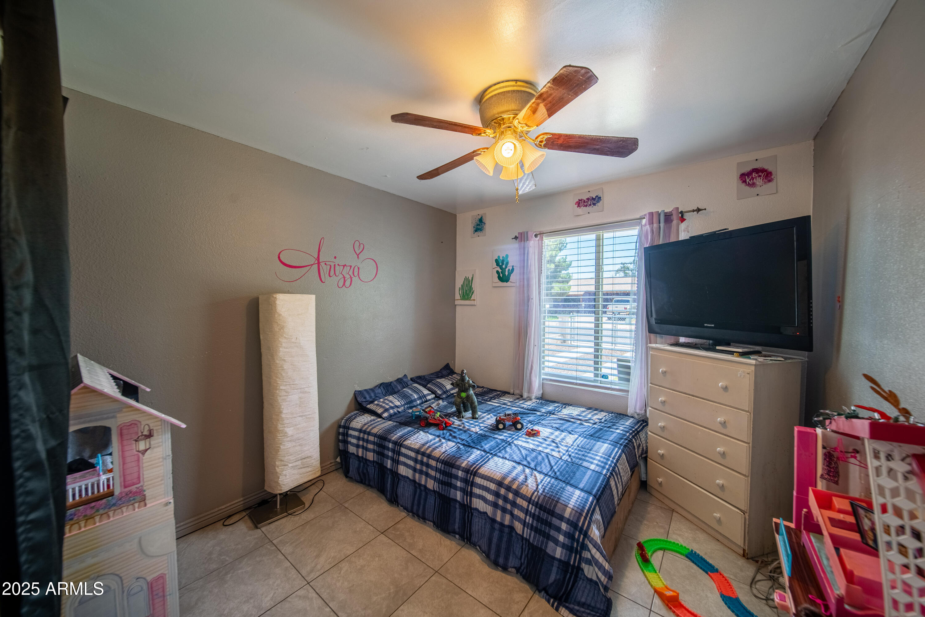 4544 E NANCY Lane