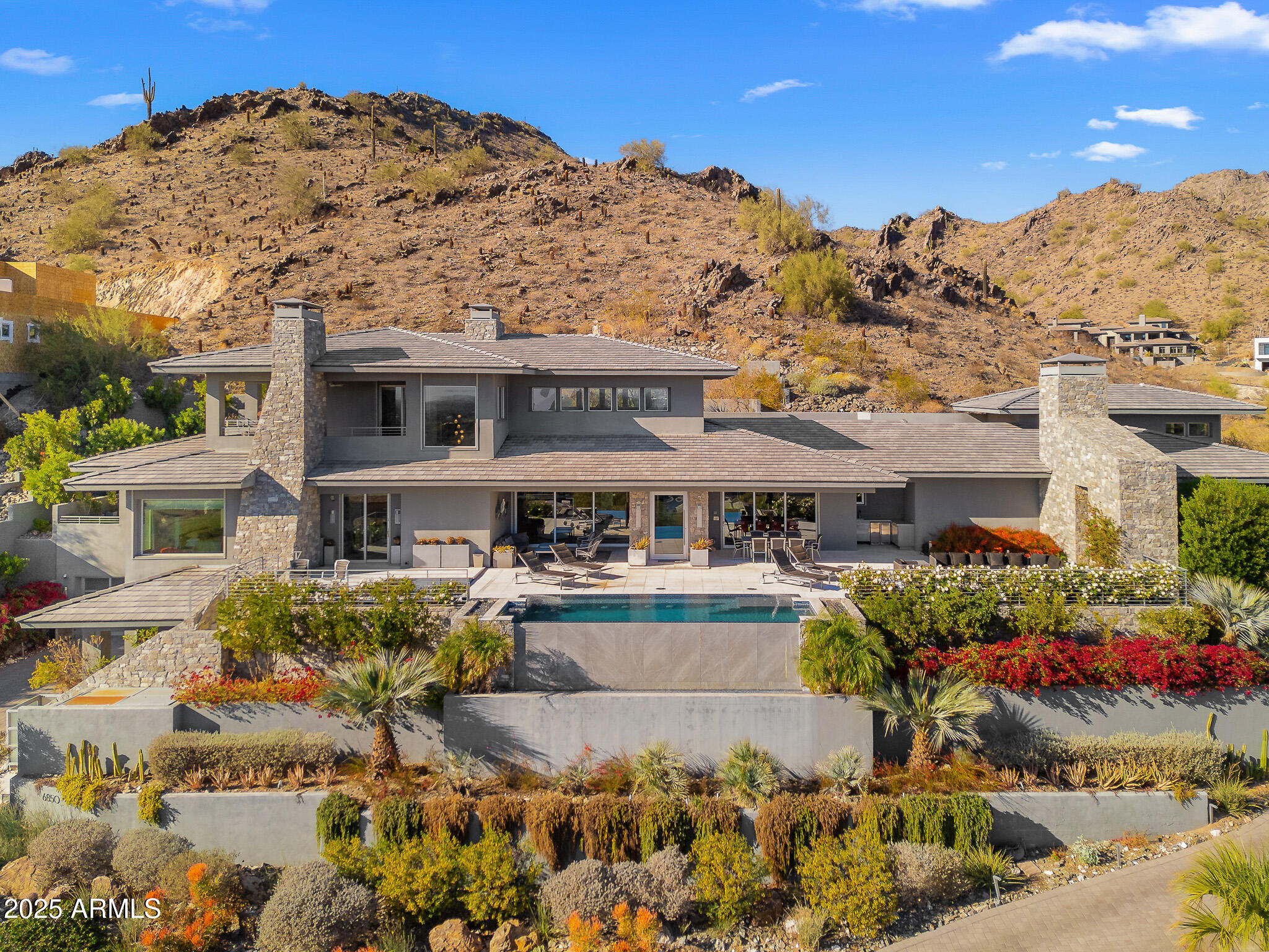 6850 N 39TH Place