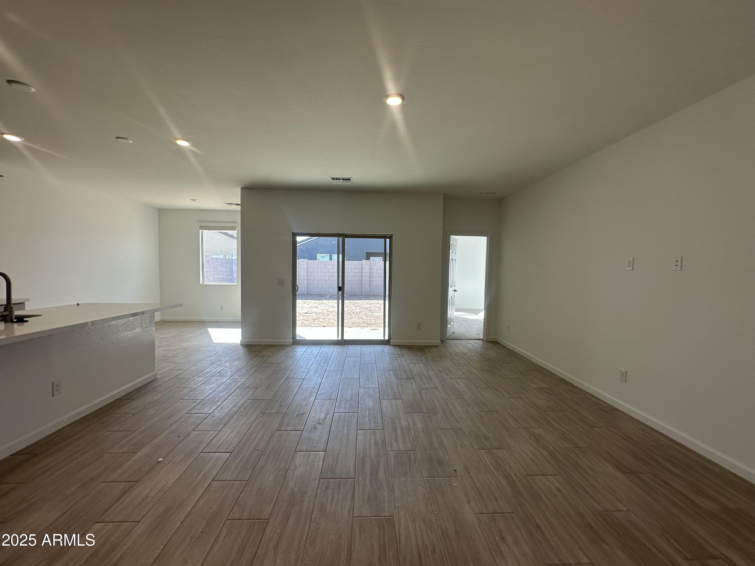 47691 W KENNER Drive