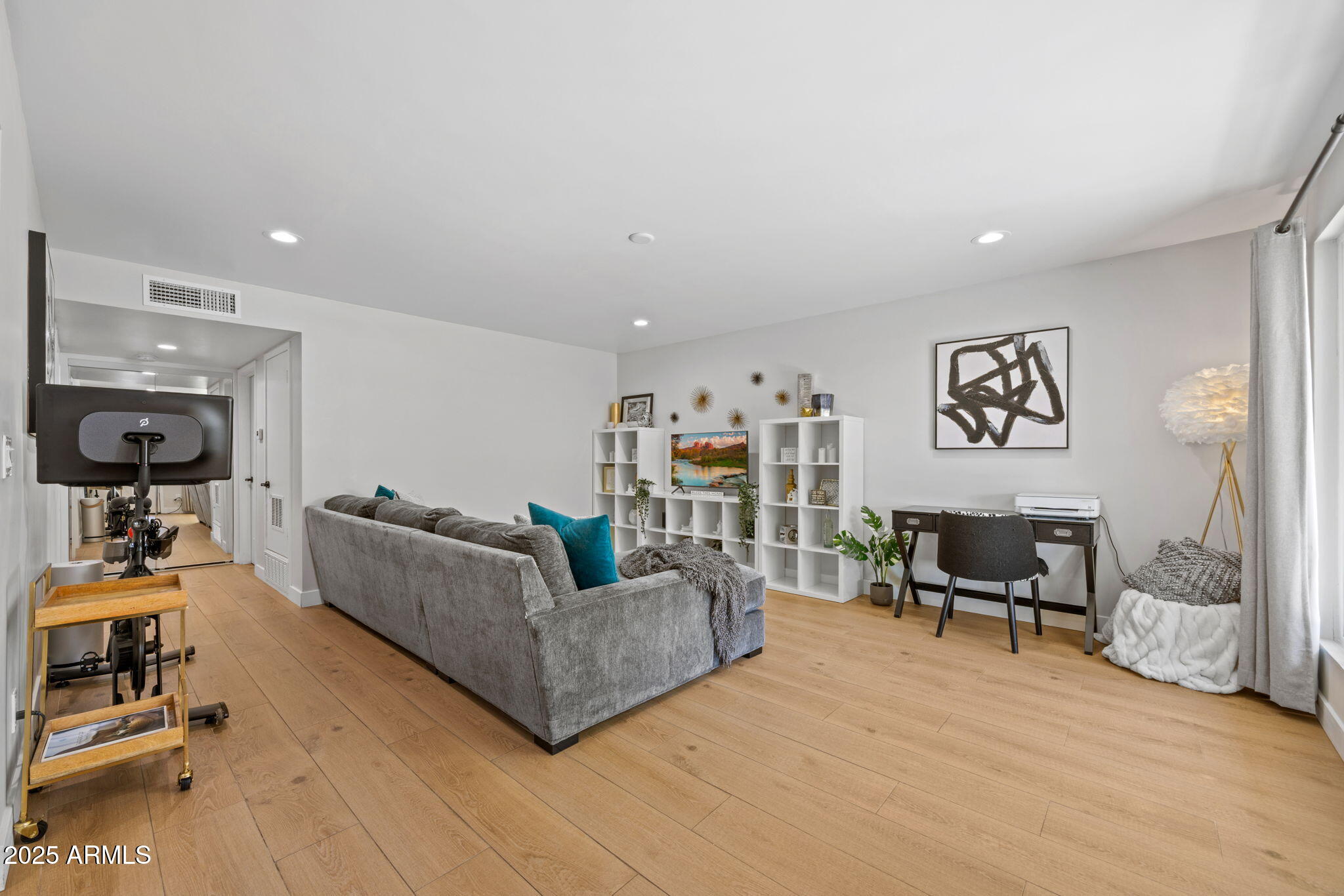 5226 N 20TH Street A4