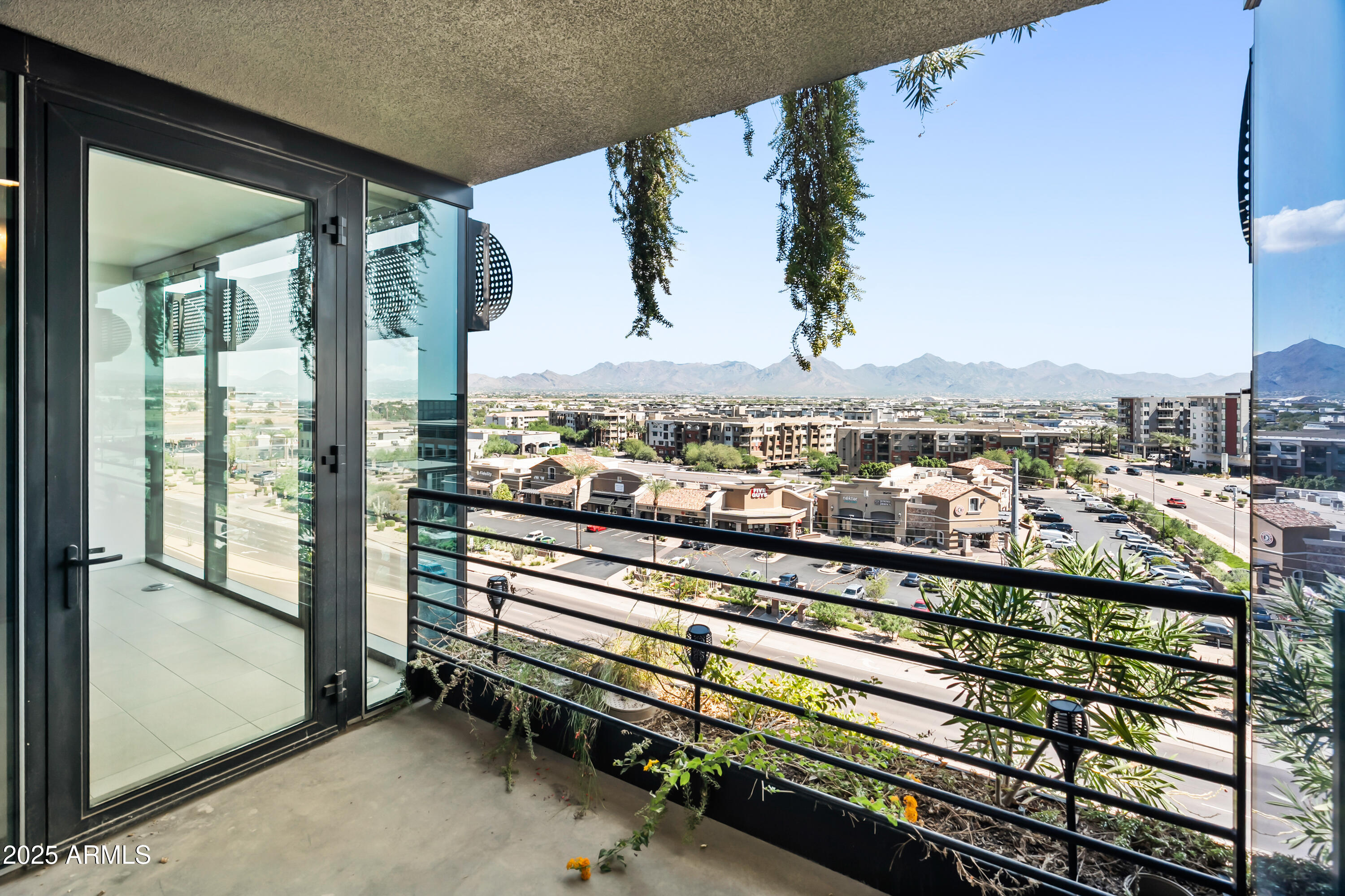 7180 E KIERLAND Boulevard 815