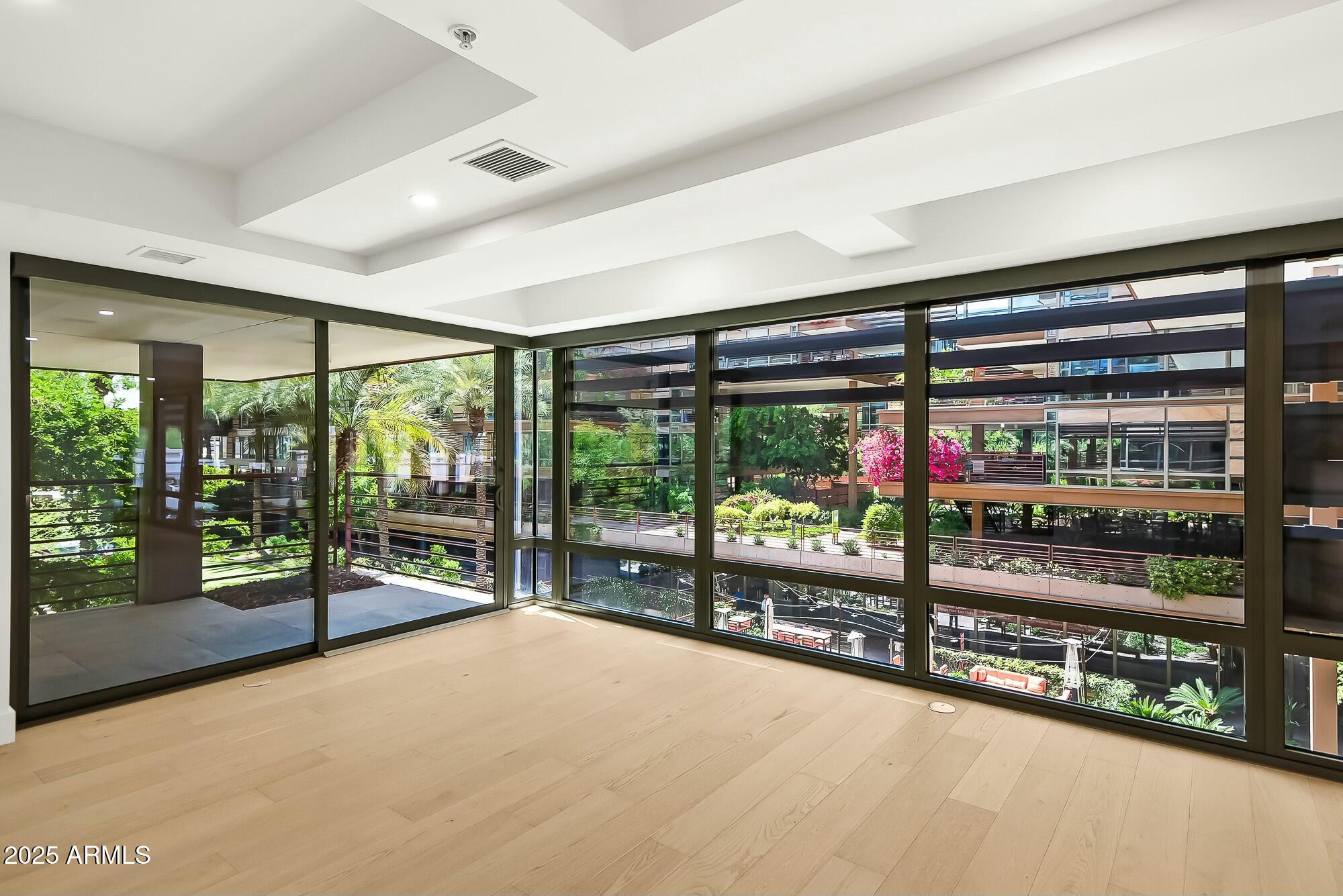 7141 E RANCHO VISTA Drive 2011