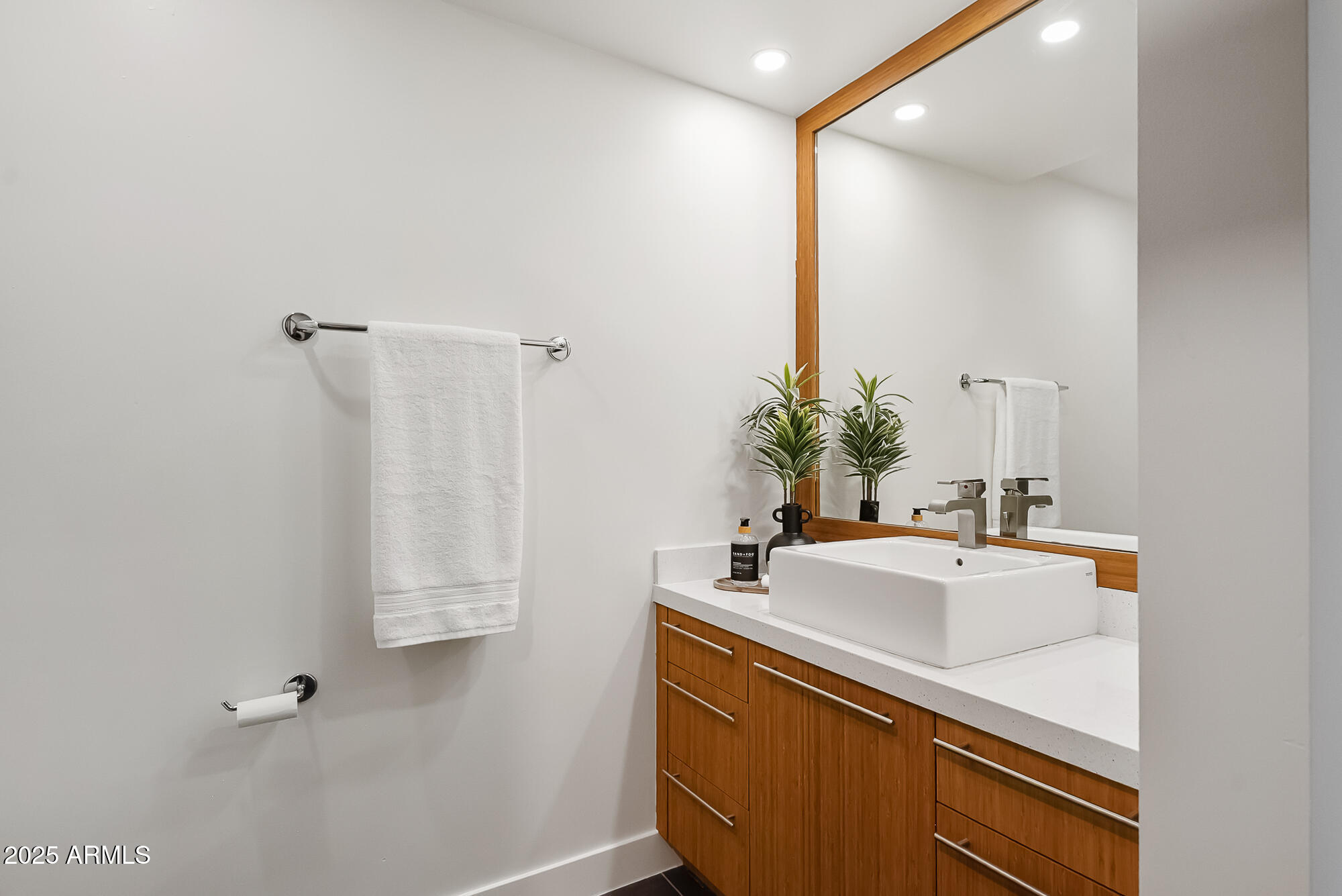 7157 E RANCHO VISTA Drive 6004