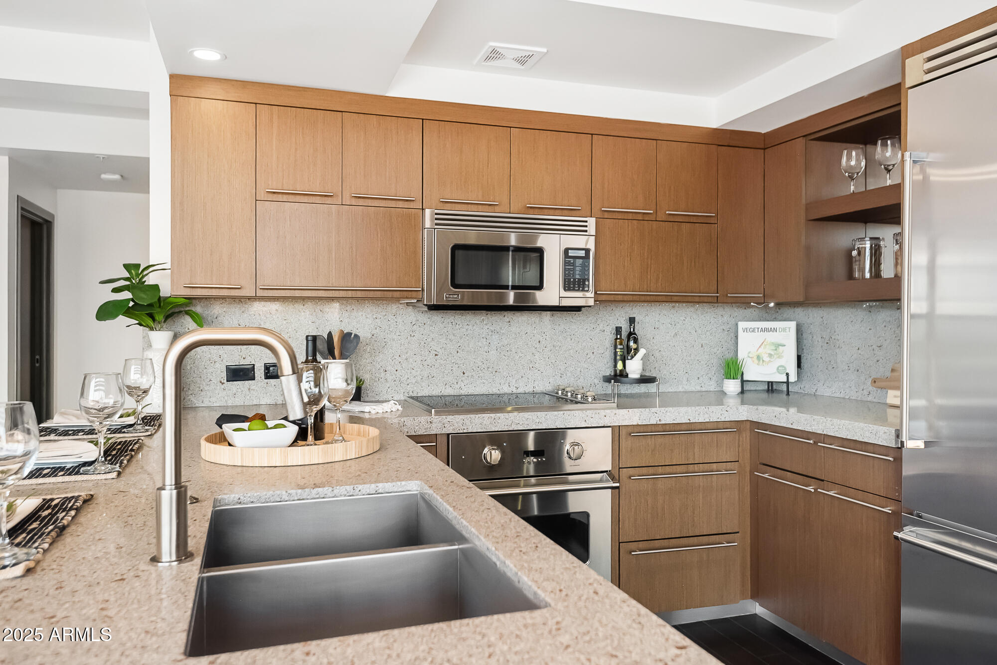 7157 E RANCHO VISTA Drive 6004