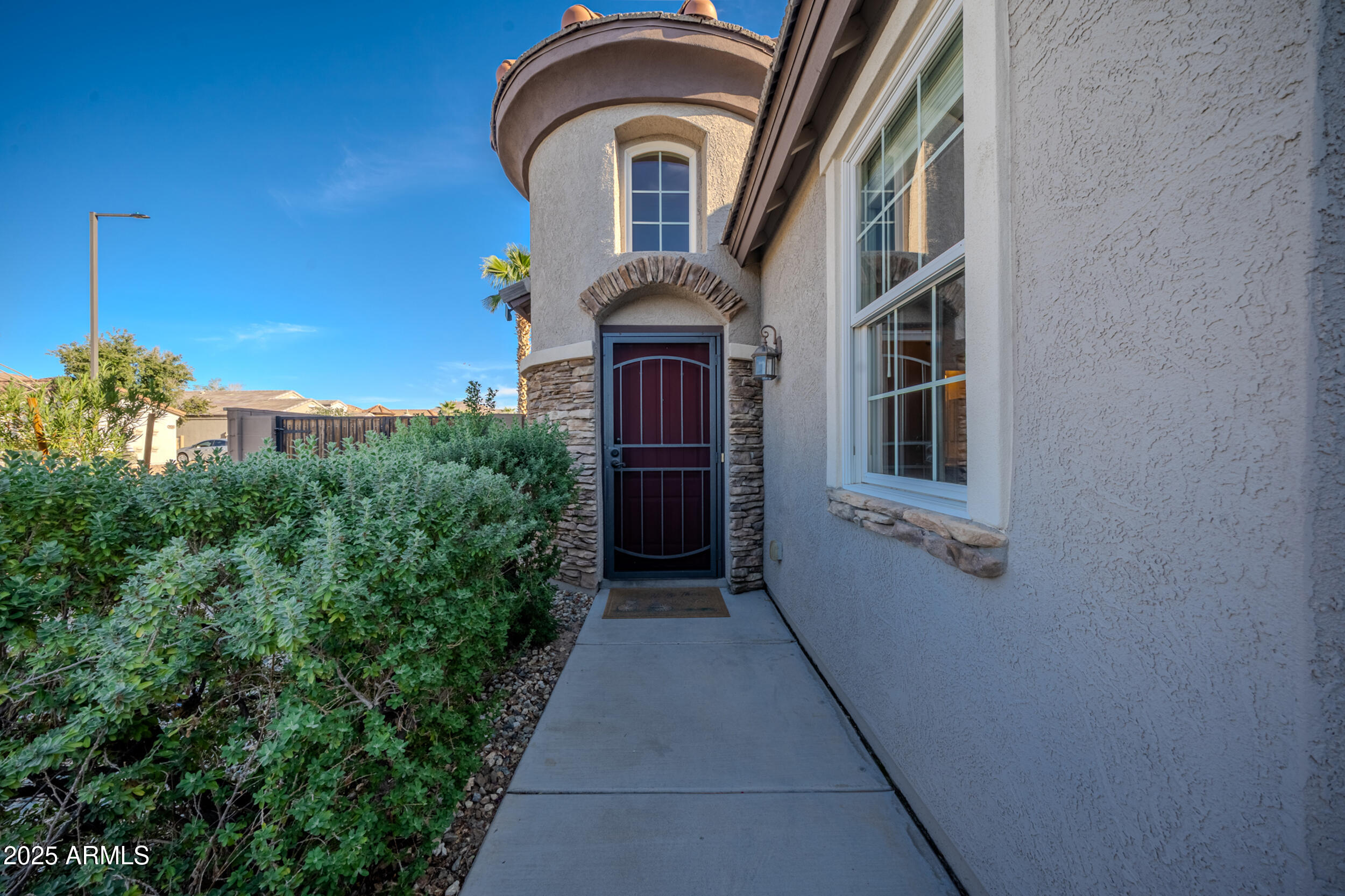 30285 W LEAH Drive