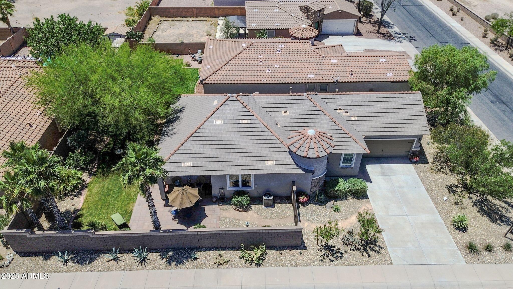 30285 W LEAH Drive