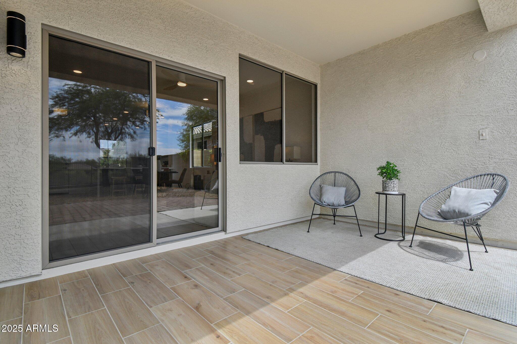 2579 W Lewis and Clark Trail