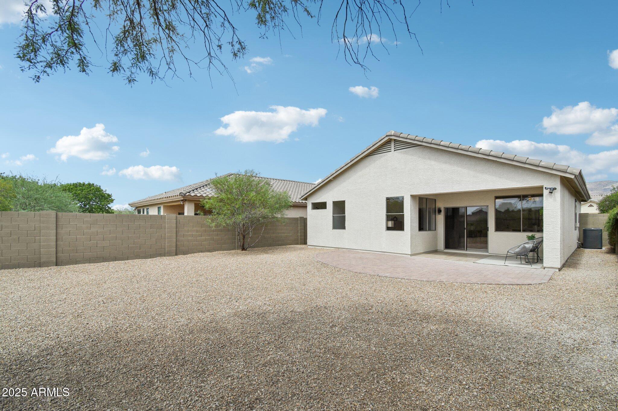 2579 W Lewis and Clark Trail