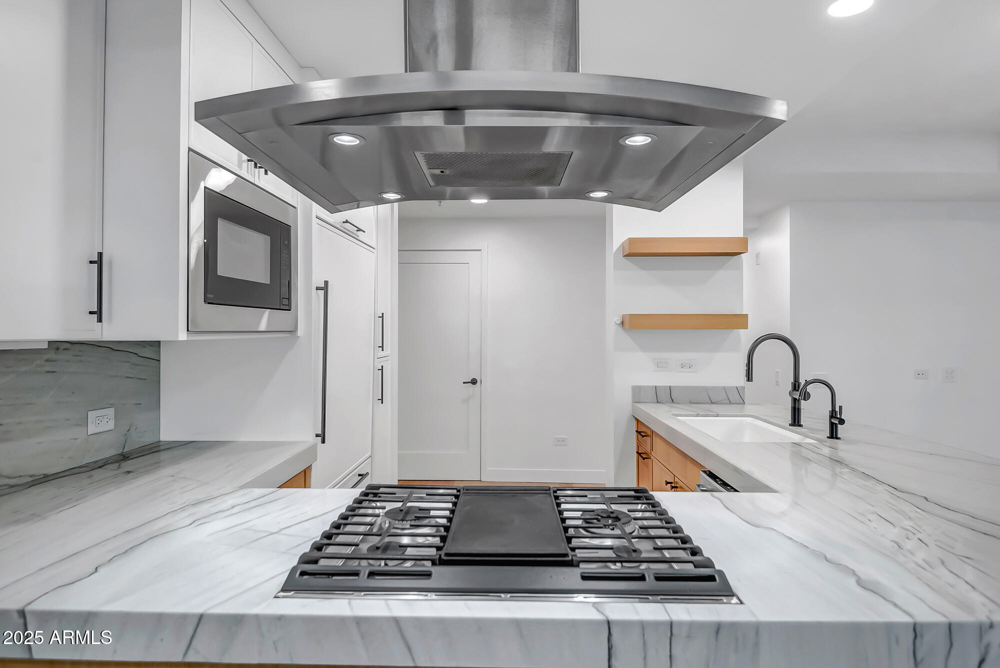 7157 E RANCHO VISTA Drive 2007