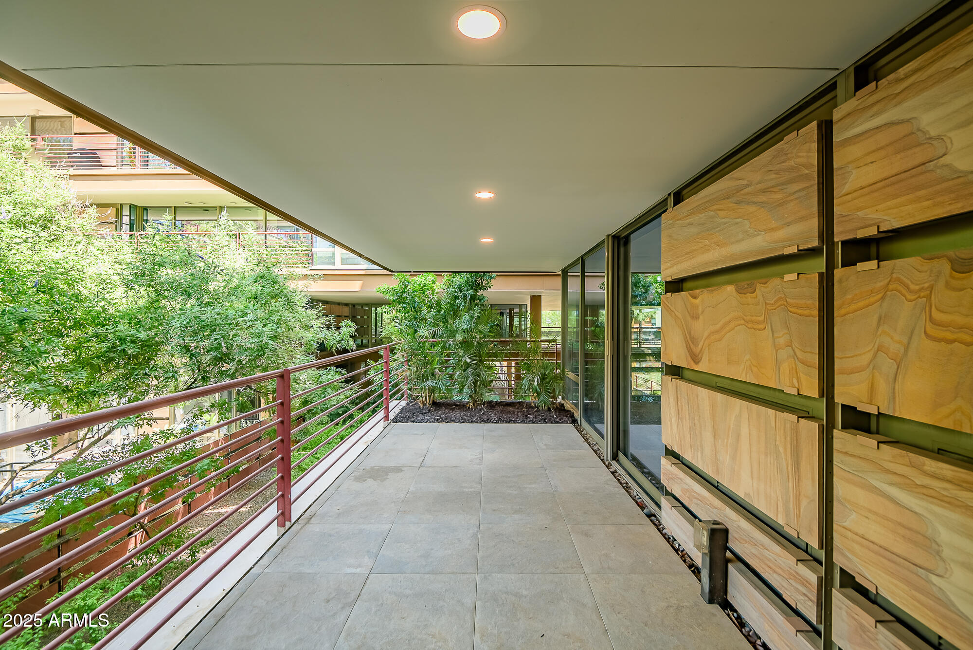 7157 E RANCHO VISTA Drive 2007
