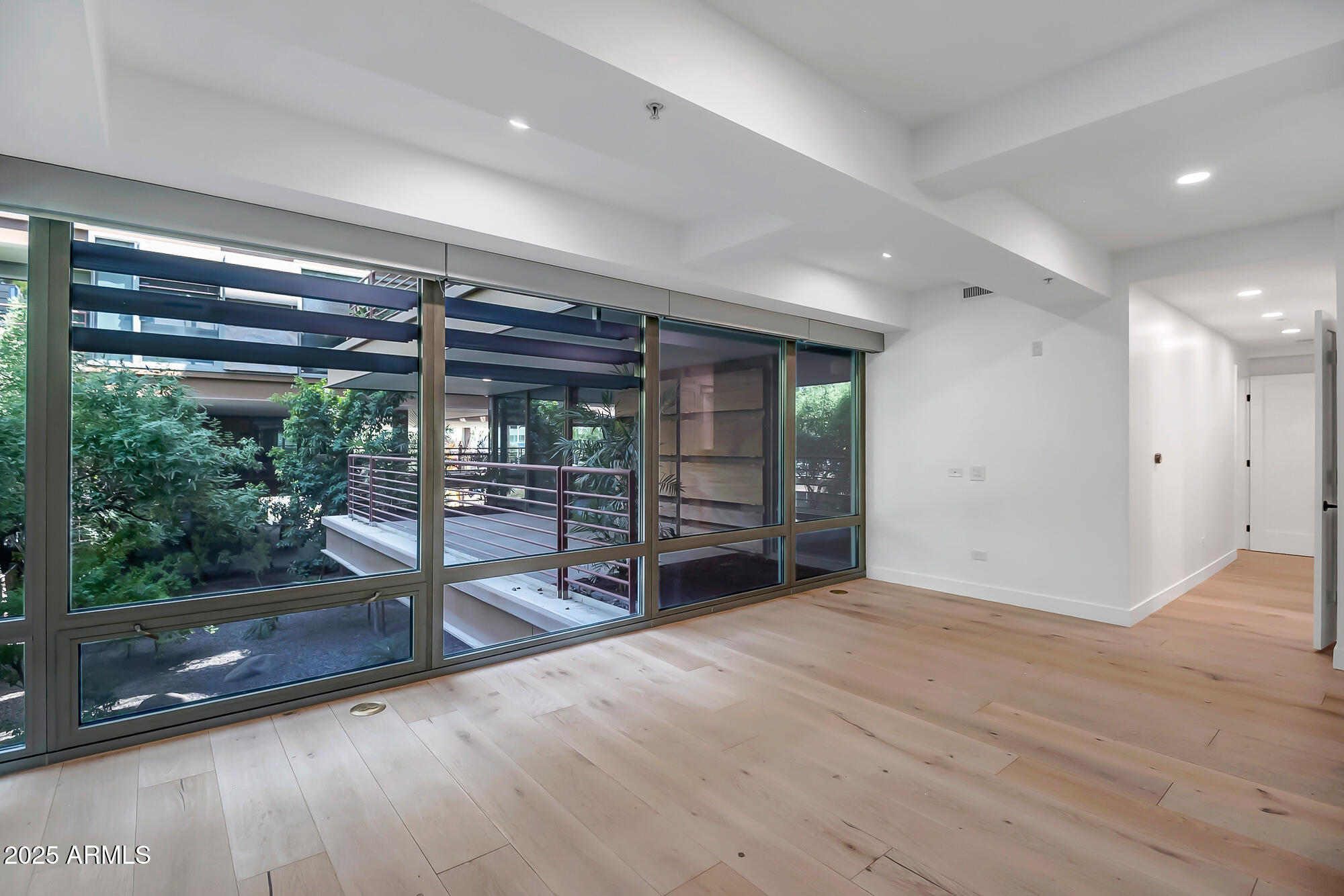 7157 E RANCHO VISTA Drive 2007