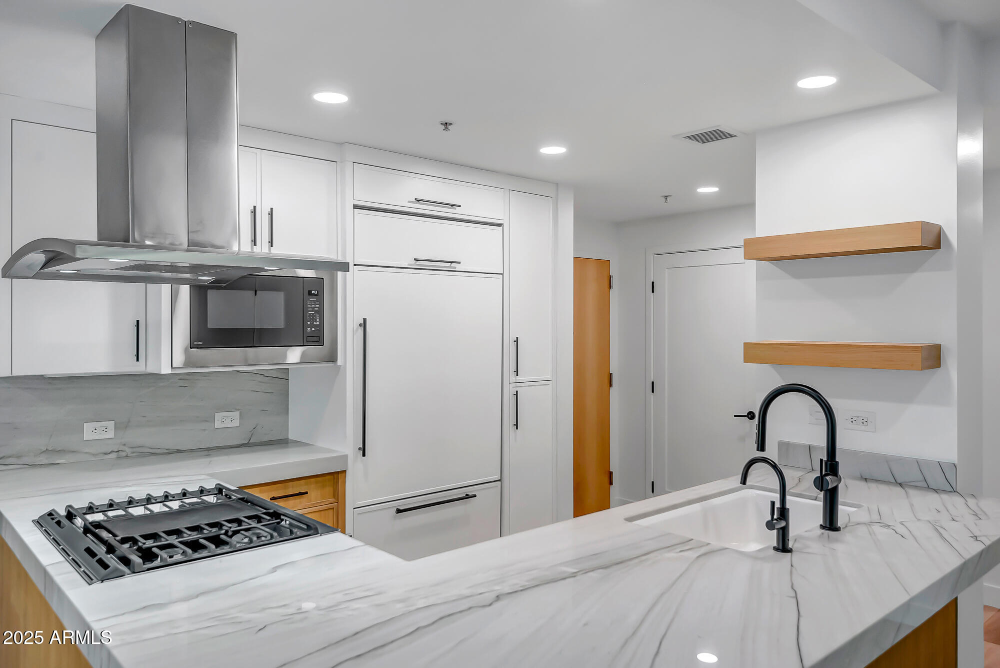 7157 E RANCHO VISTA Drive 2007