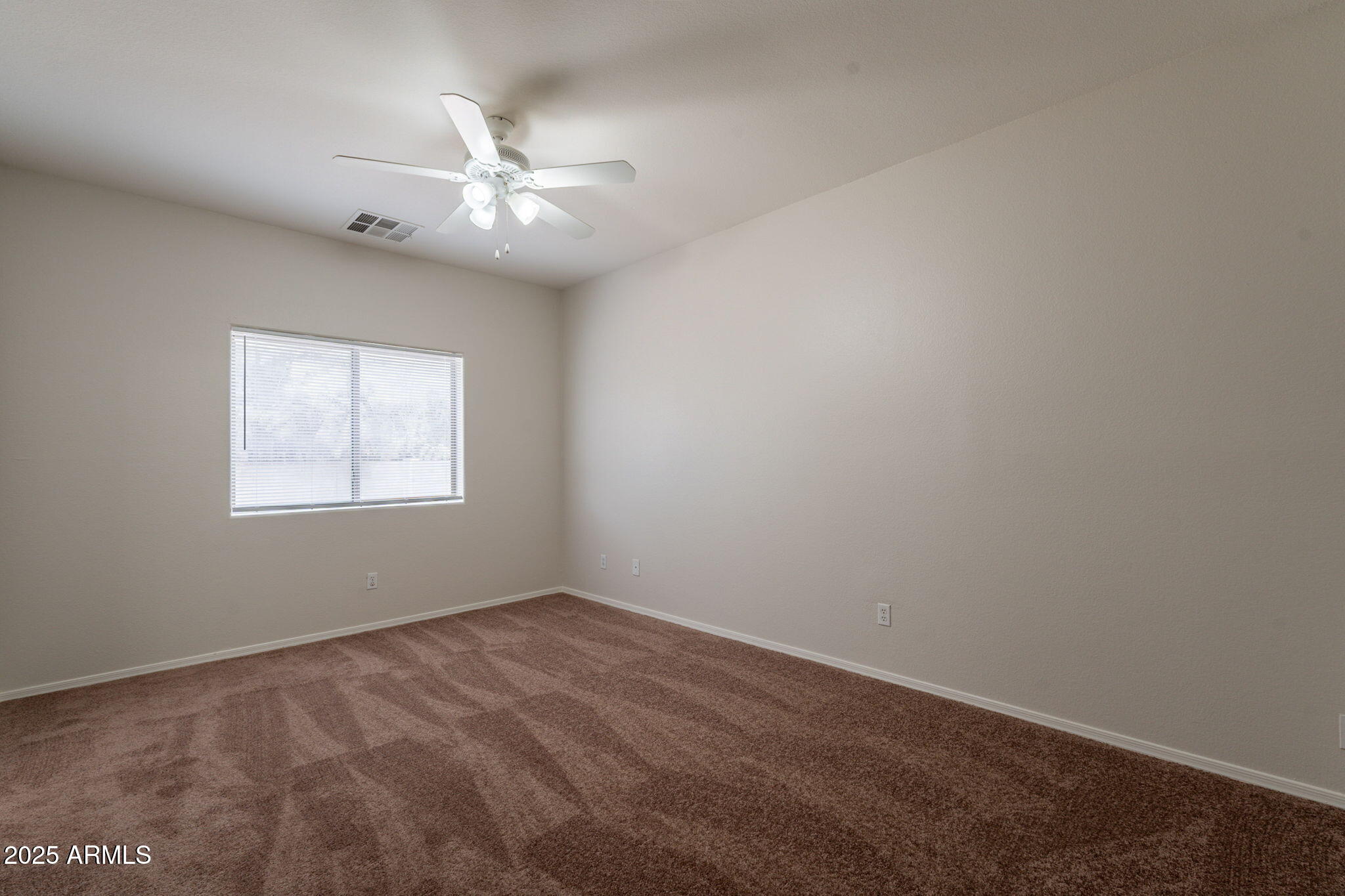2210 N 27TH Place