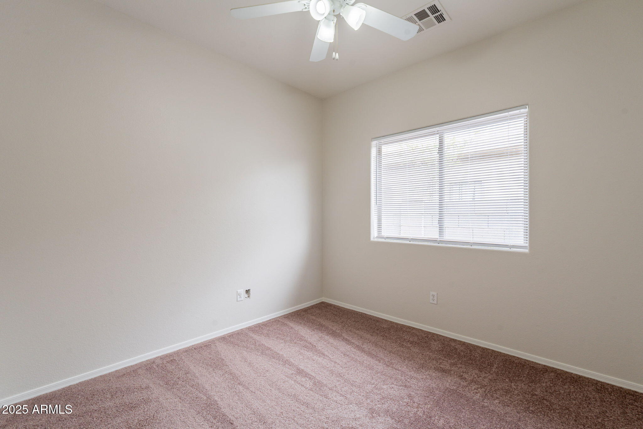 2210 N 27TH Place