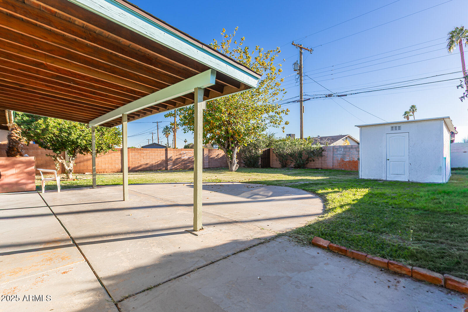 2033 W PALO VERDE Drive