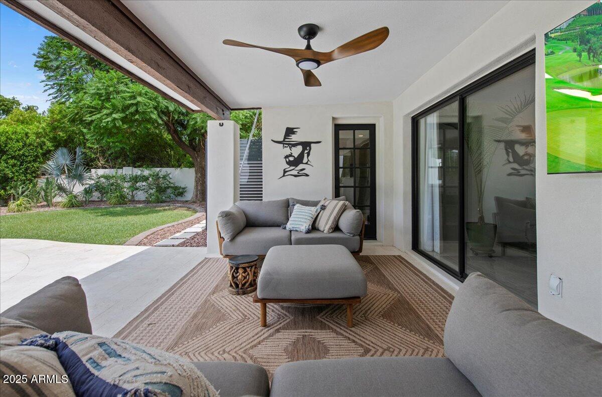 8332 E SAN SIMON Drive