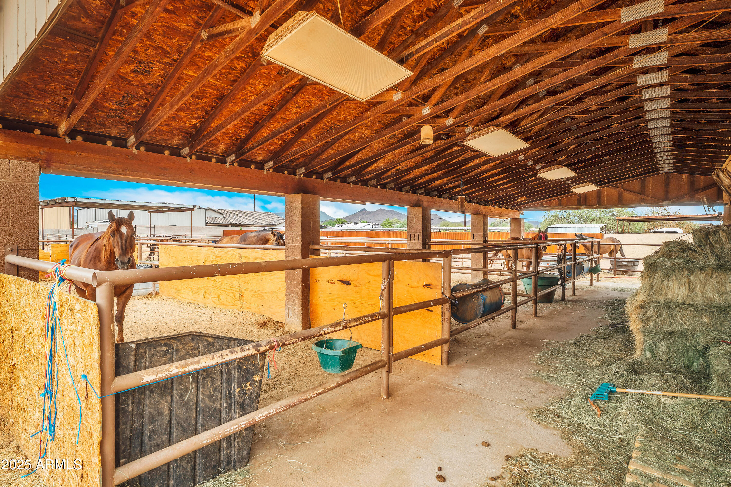720 W HIDDEN VALLEY Drive -