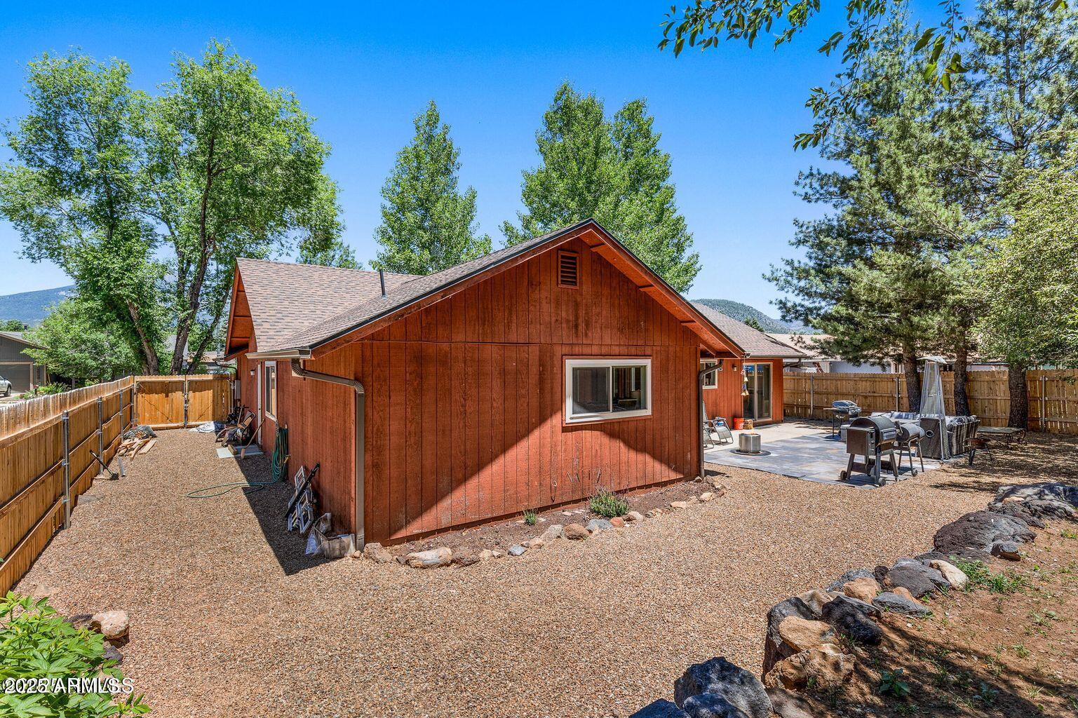 2630 N EDDY Drive
