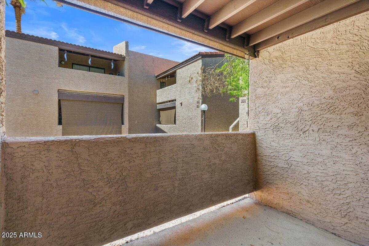 5146 E OAK Street 112
