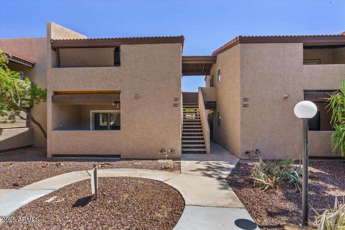 5146 E OAK Street 112