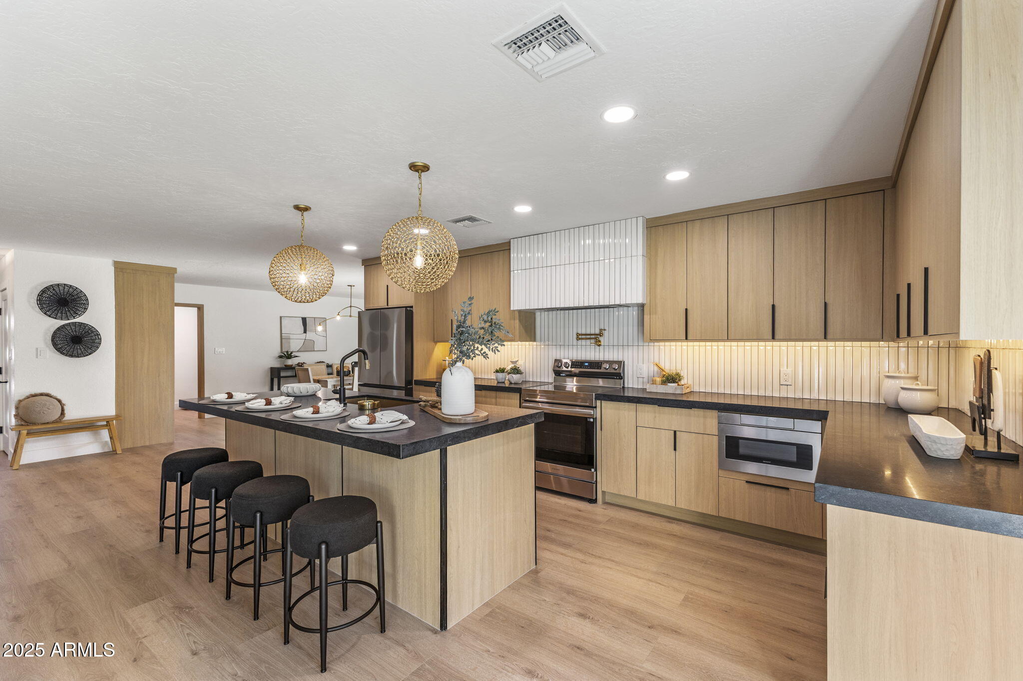 15424 N 52ND Place