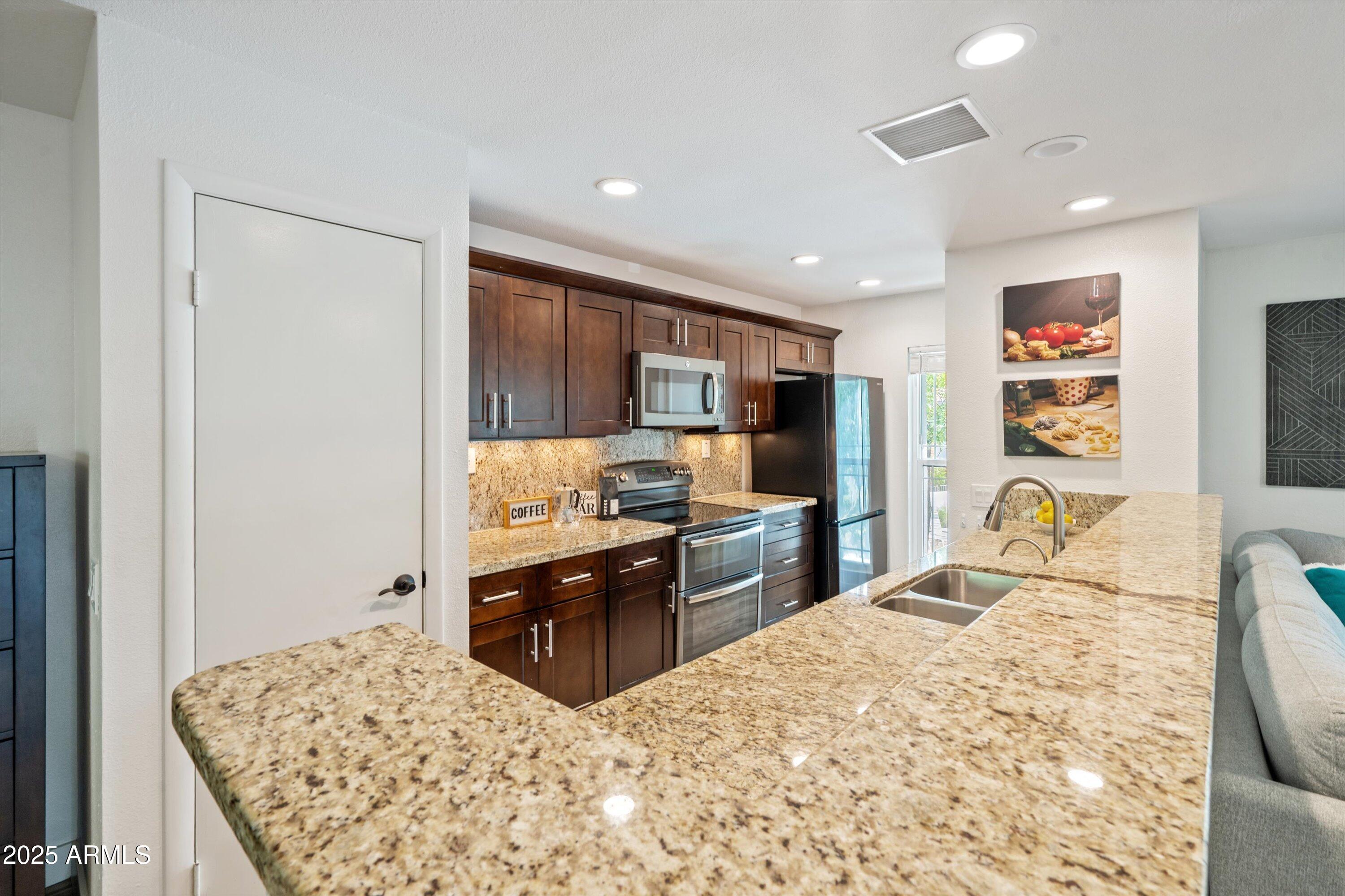5201 N 24TH Street 206