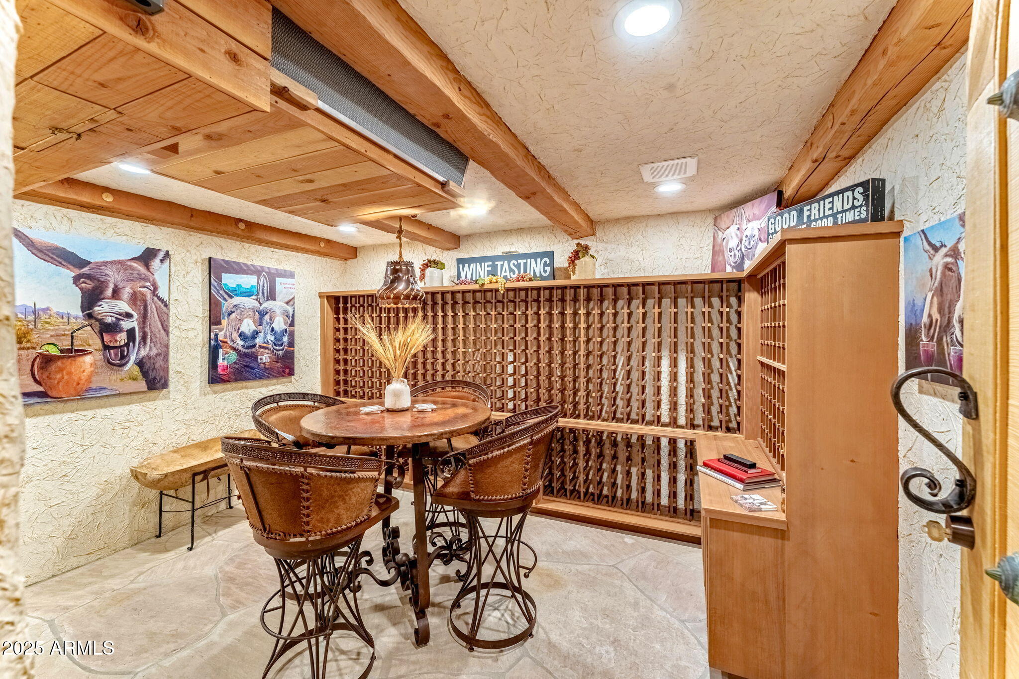 1084 N BOULDER Drive