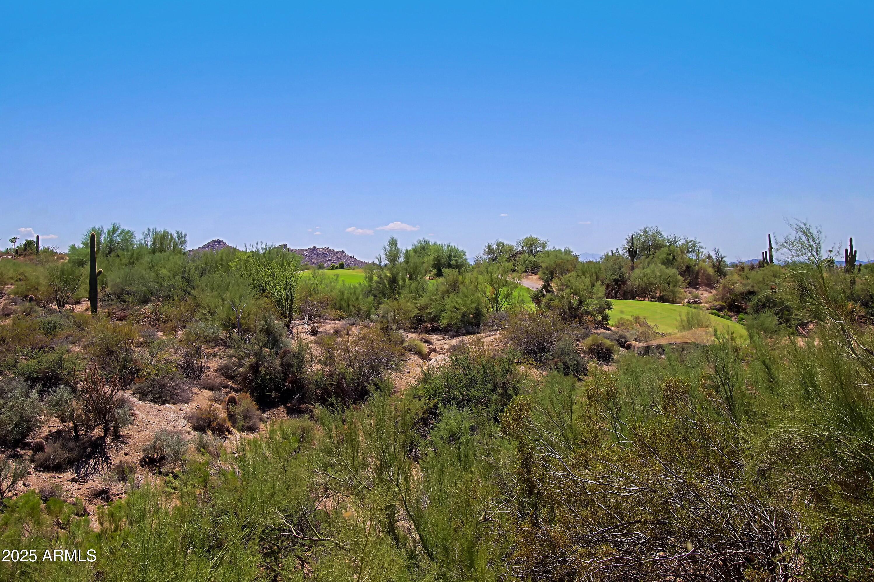 1084 N BOULDER Drive