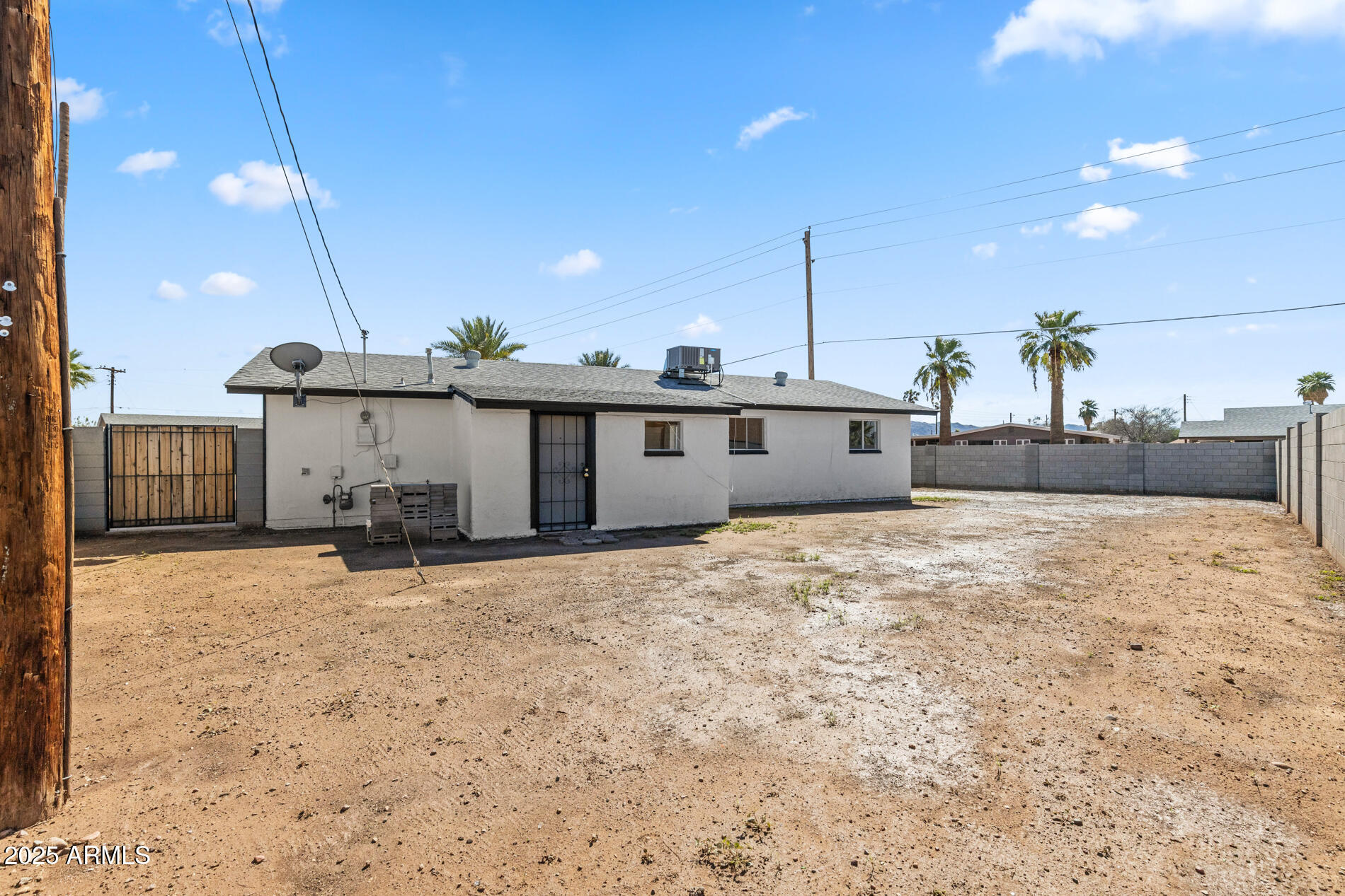 2230 E CHIPMAN Road