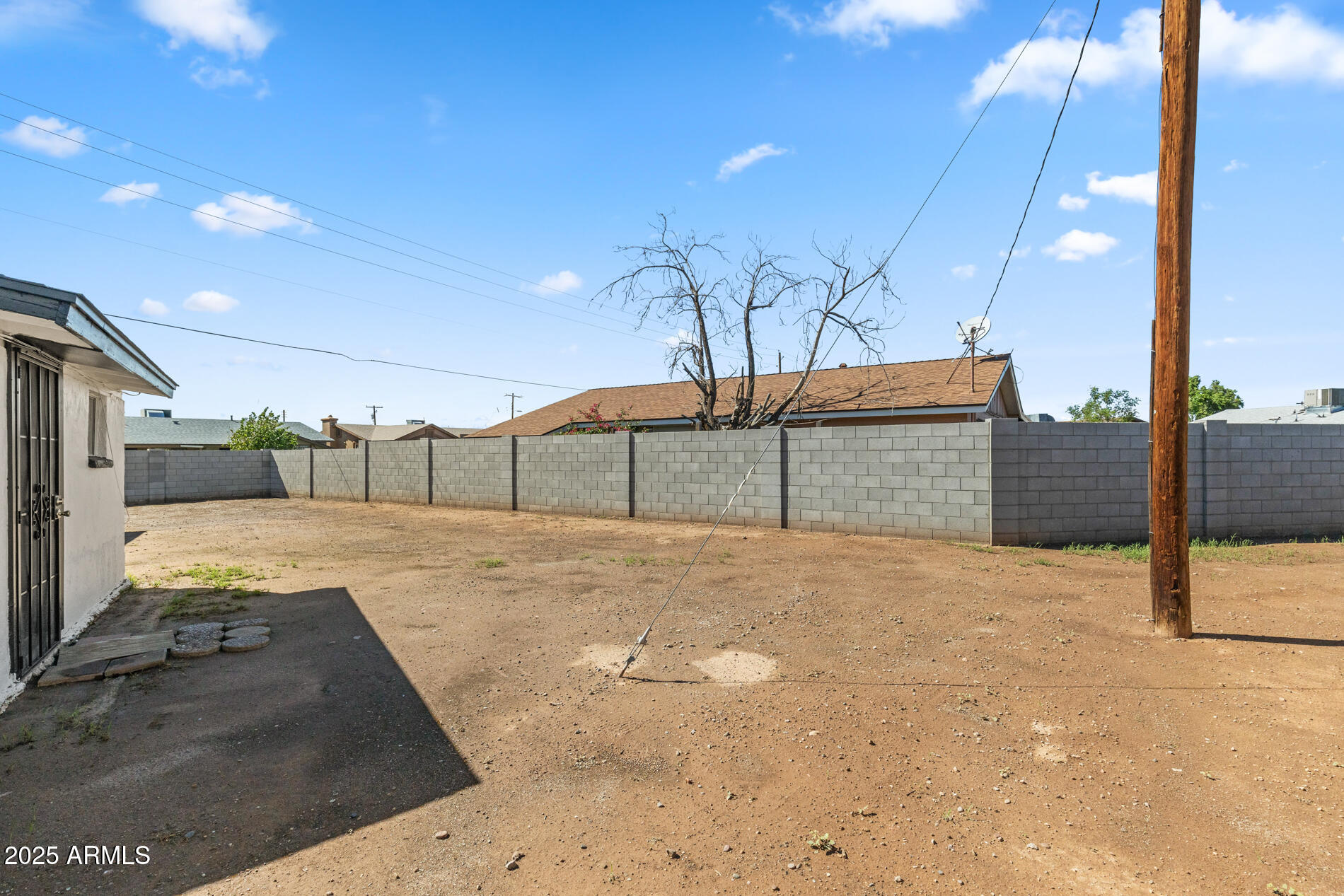 2230 E CHIPMAN Road
