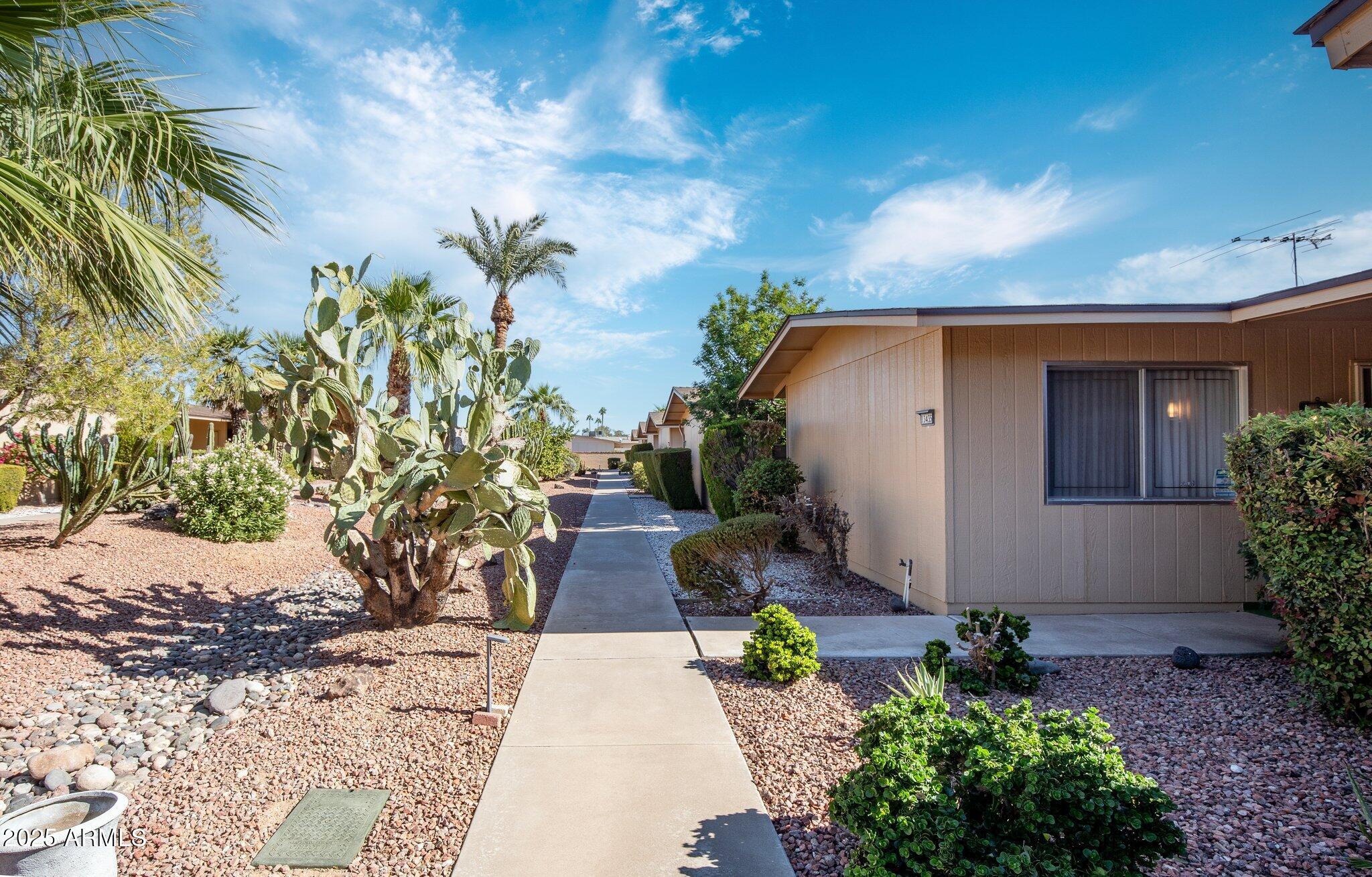 13435 W DESERT GLEN Drive