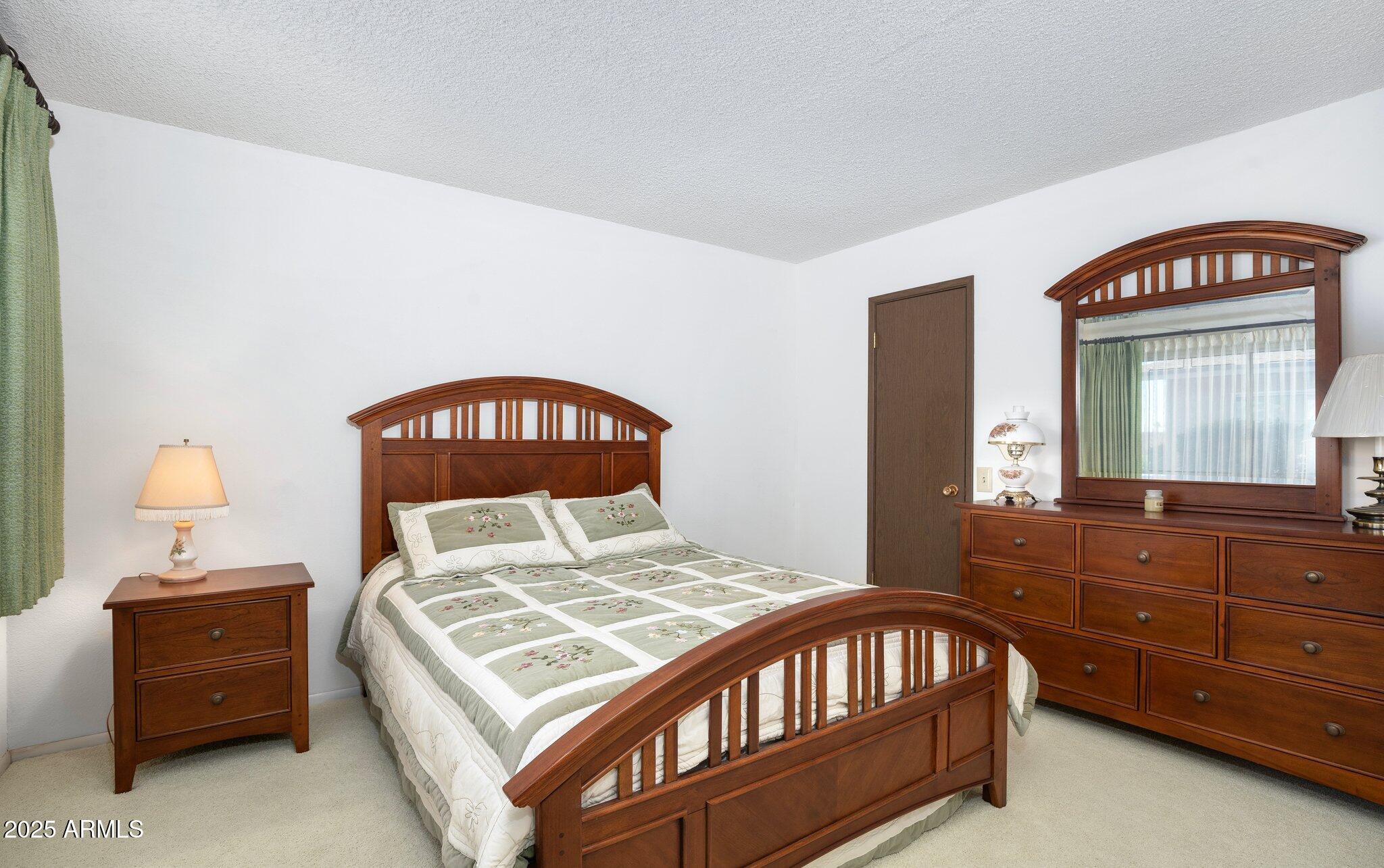 13435 W DESERT GLEN Drive