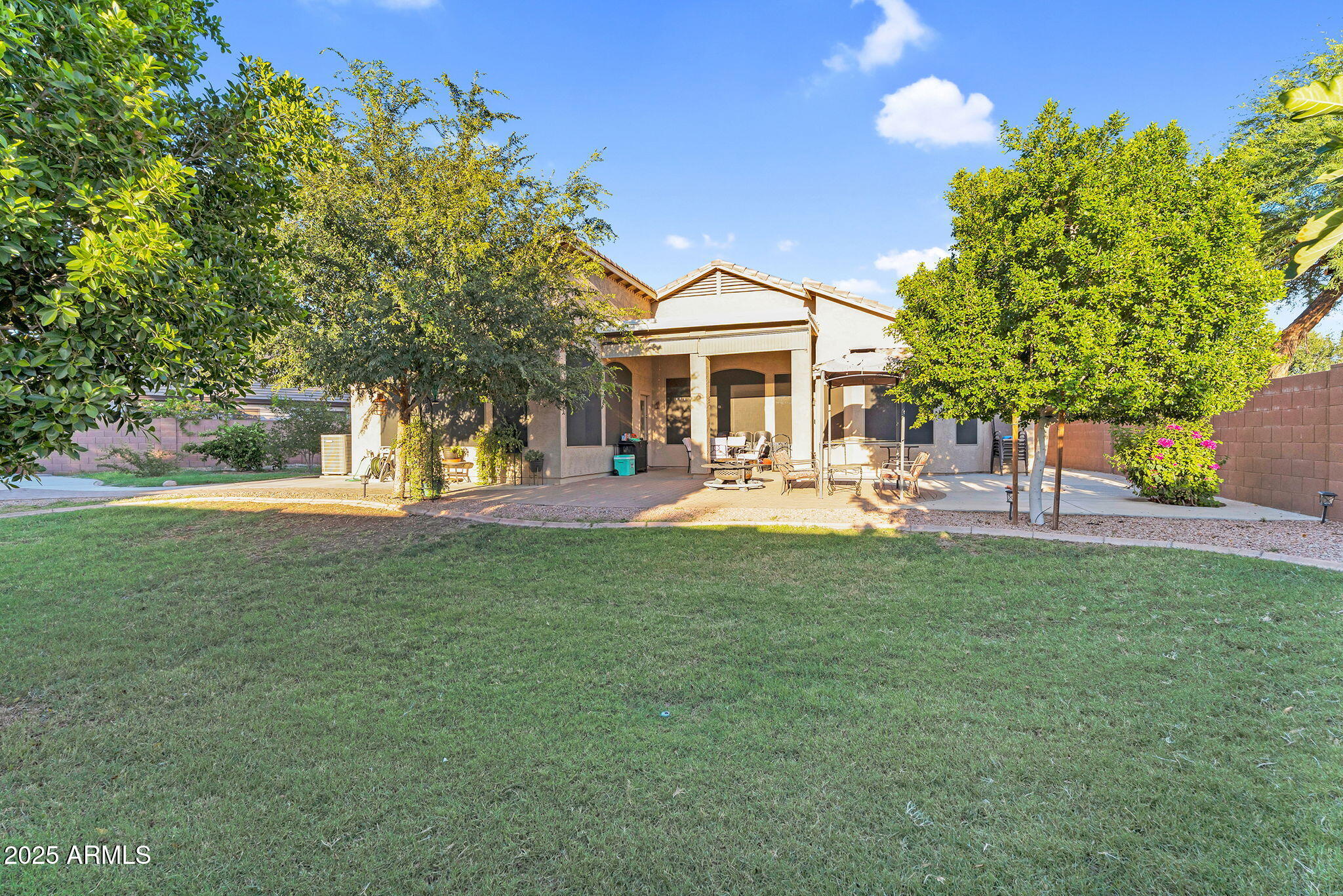 3940 W QUAIL Avenue