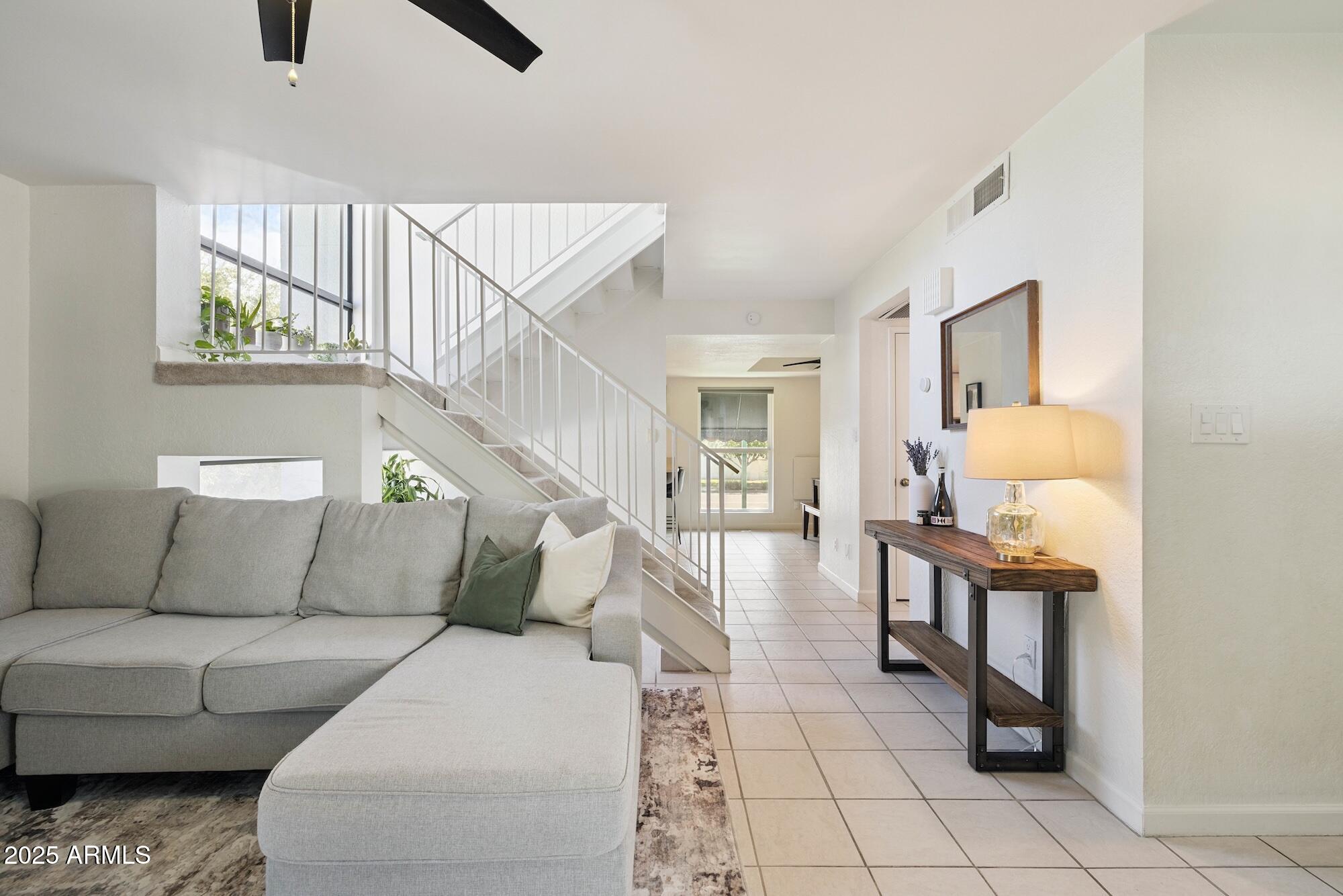 2 W GEORGIA Avenue 12