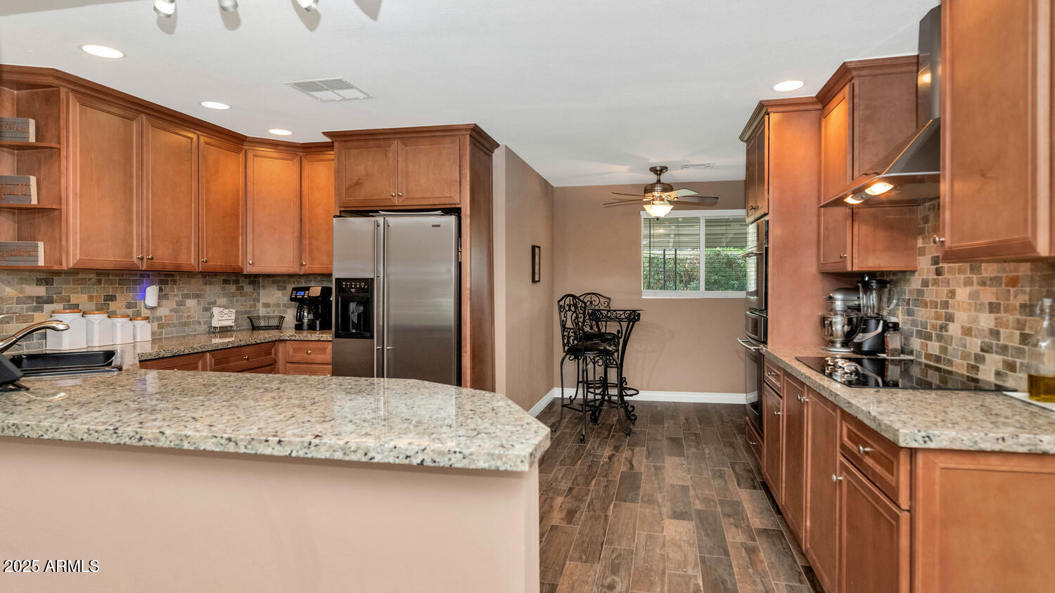 3009 N 43RD Place
